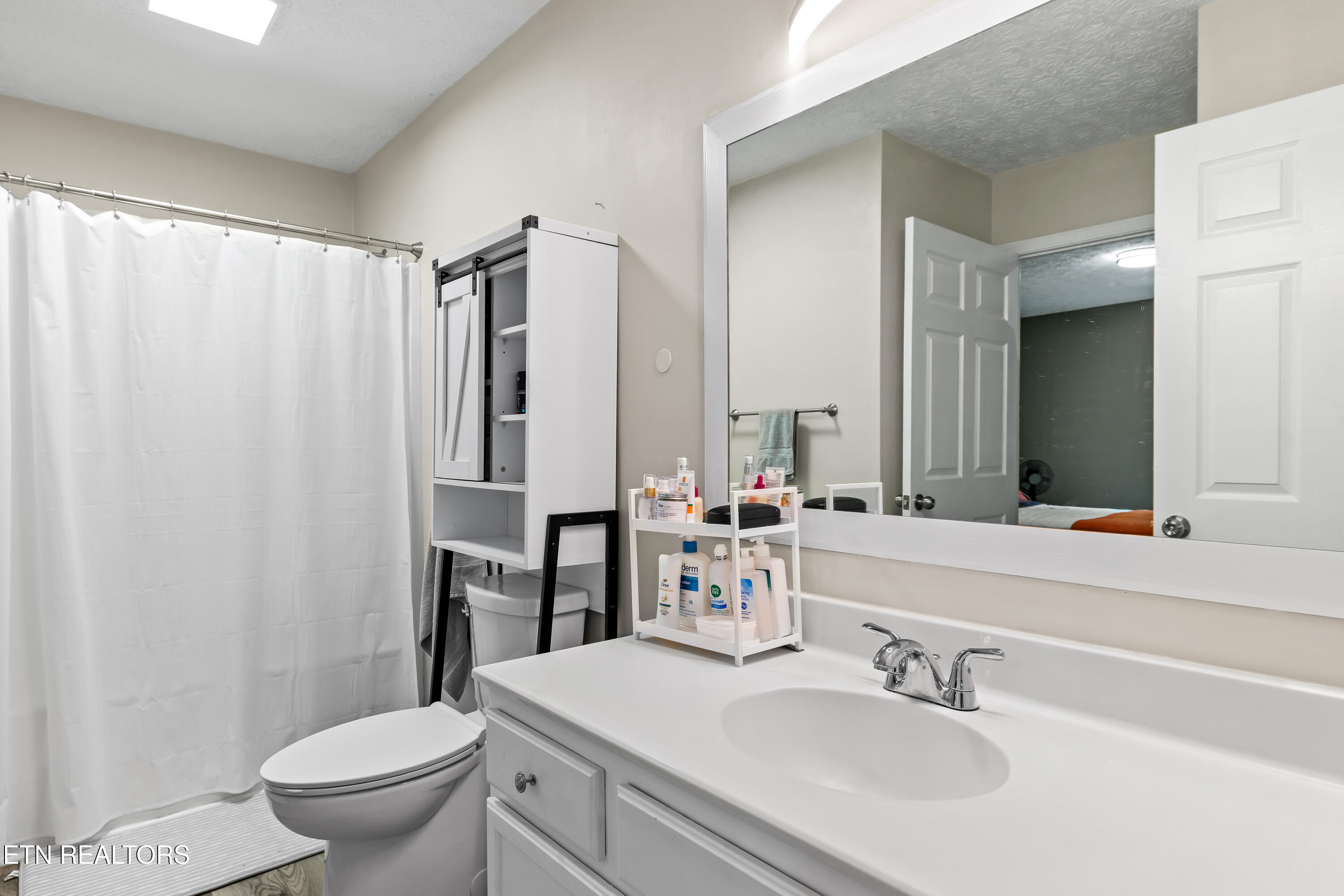 4027 Darwin Way Knoxville TN 37918