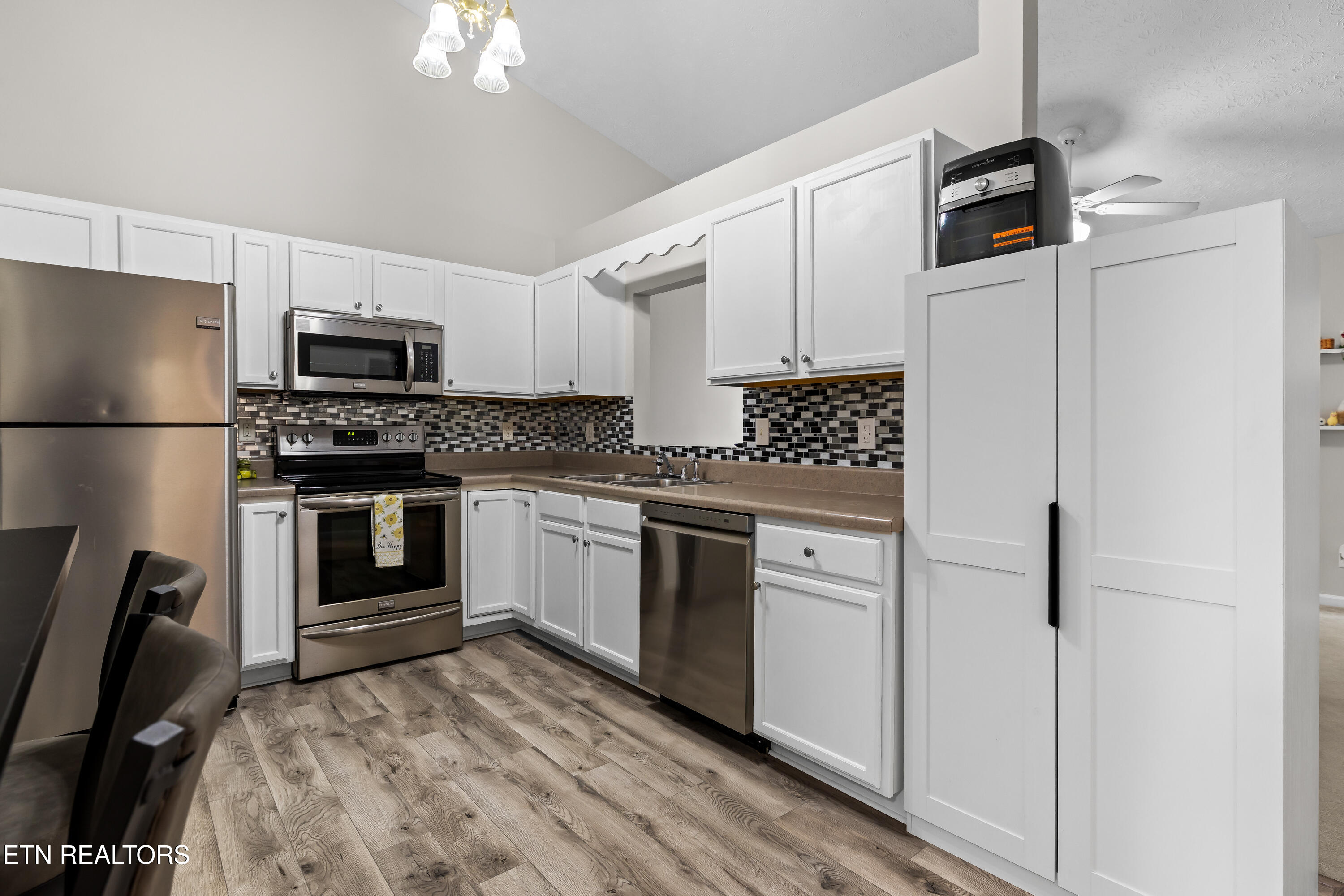 4027 Darwin Way Knoxville TN 37918