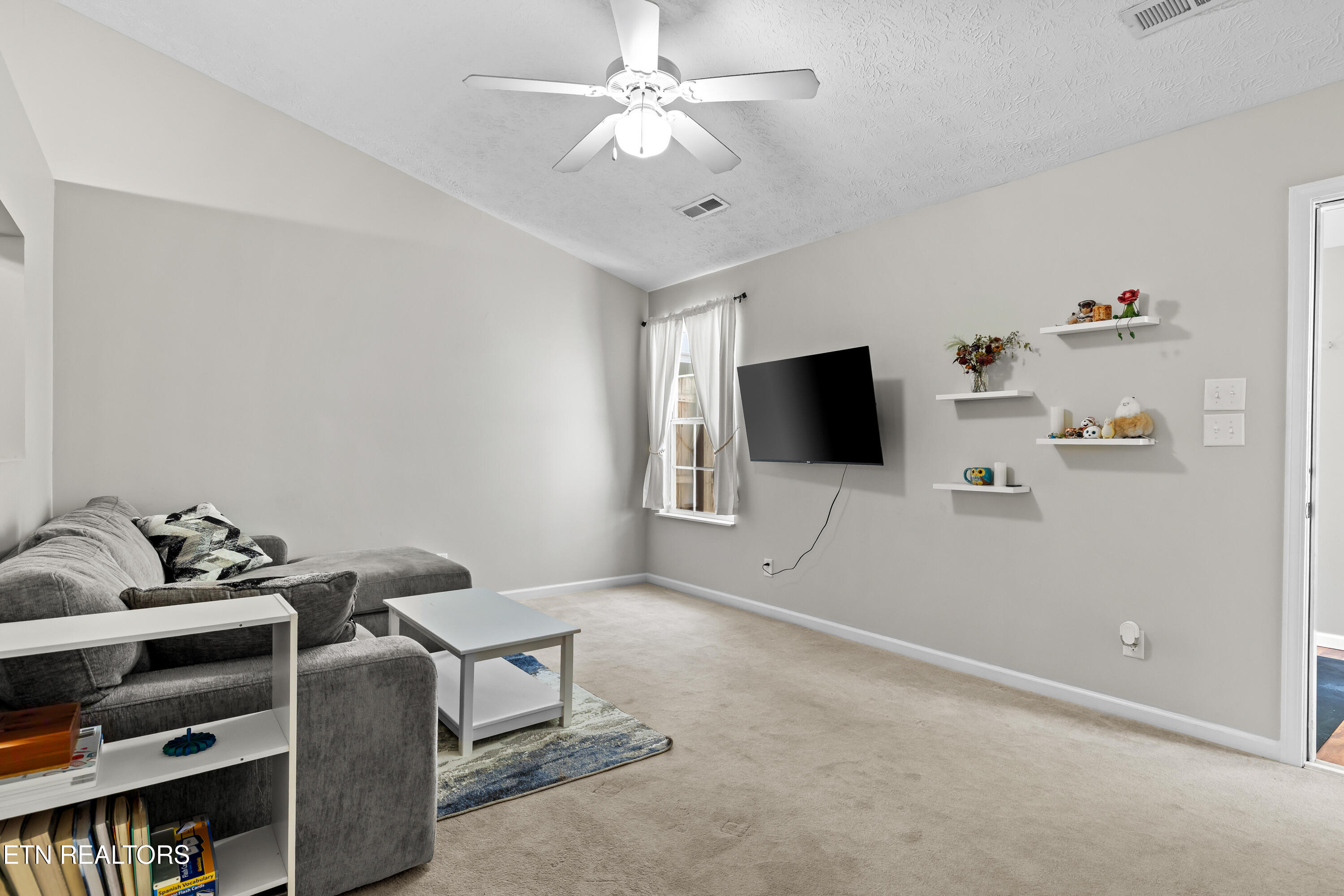 4027 Darwin Way Knoxville TN 37918
