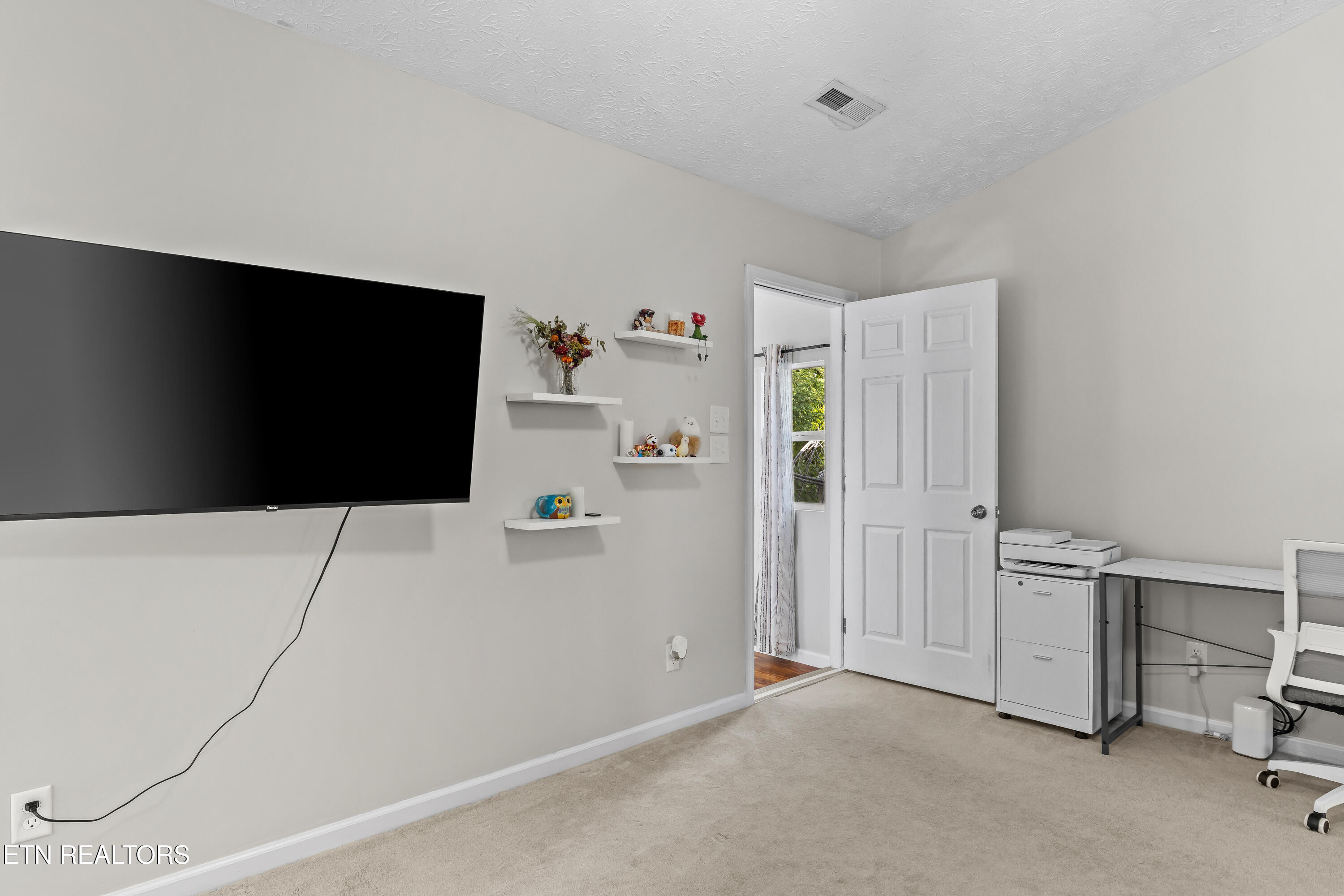 4027 Darwin Way Knoxville TN 37918