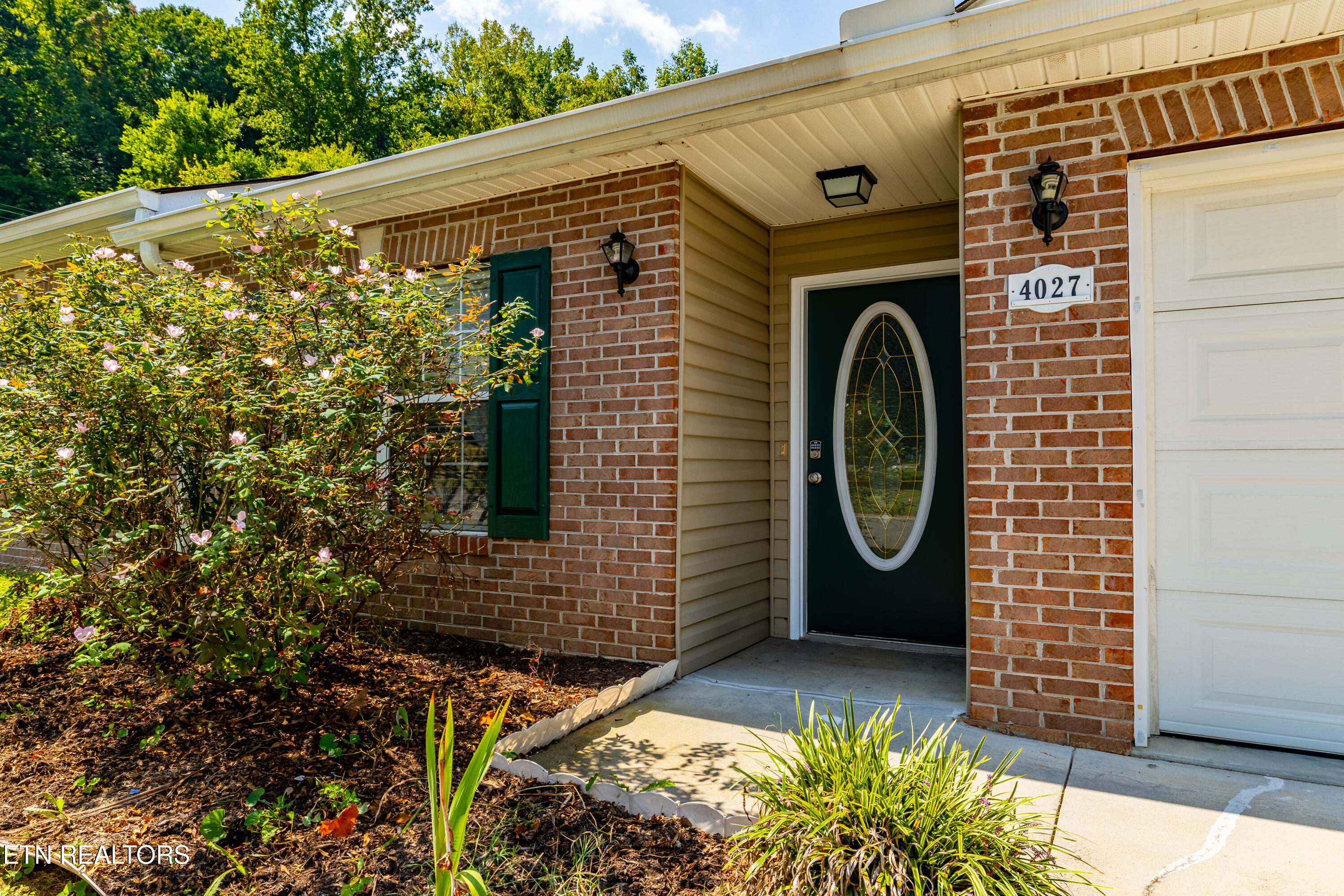 4027 Darwin Way Knoxville TN 37918