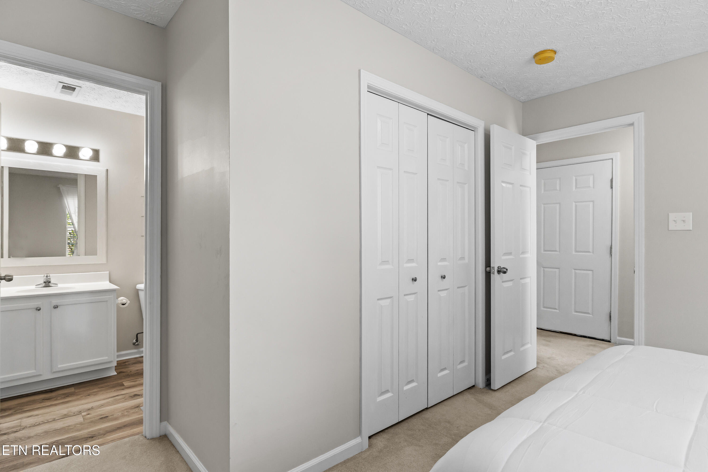 4027 Darwin Way Knoxville TN 37918
