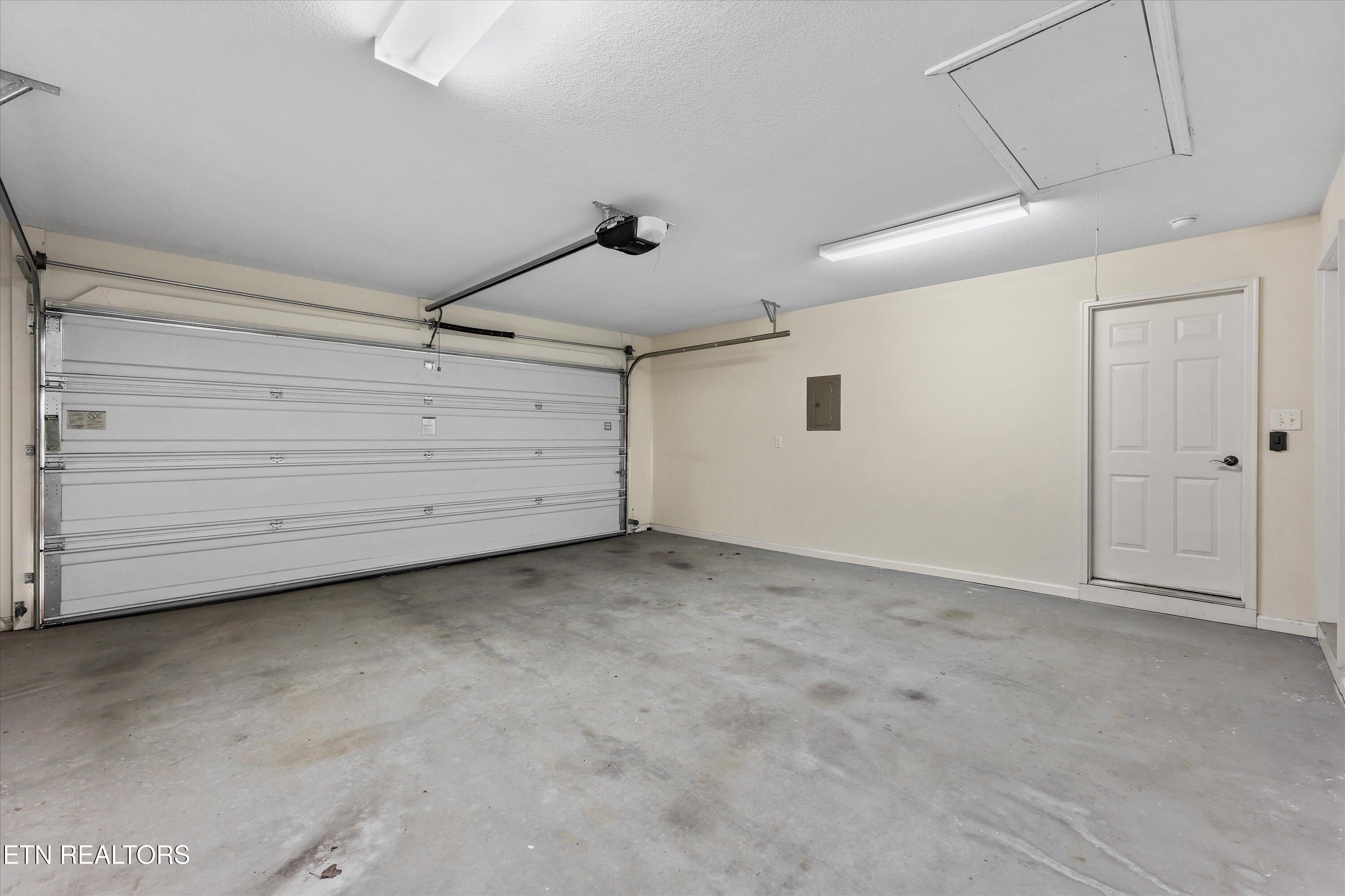 8772 Carriage House Way Knoxville TN 37923