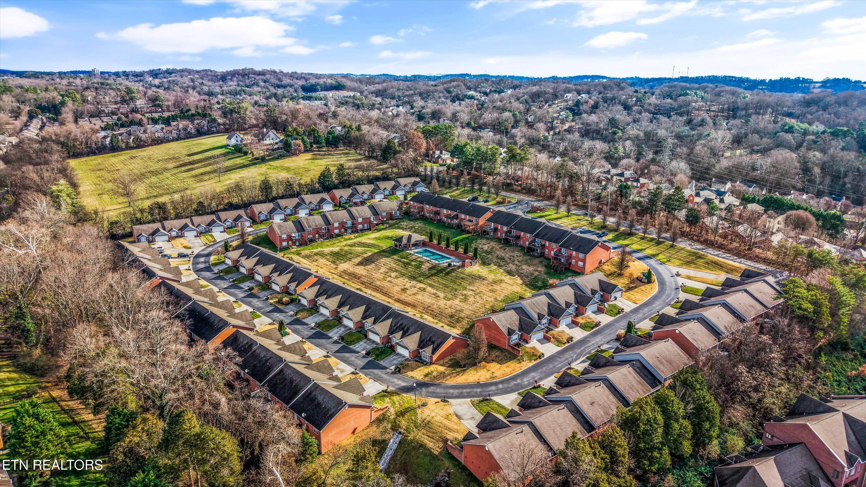 8772 Carriage House Way Knoxville TN 37923