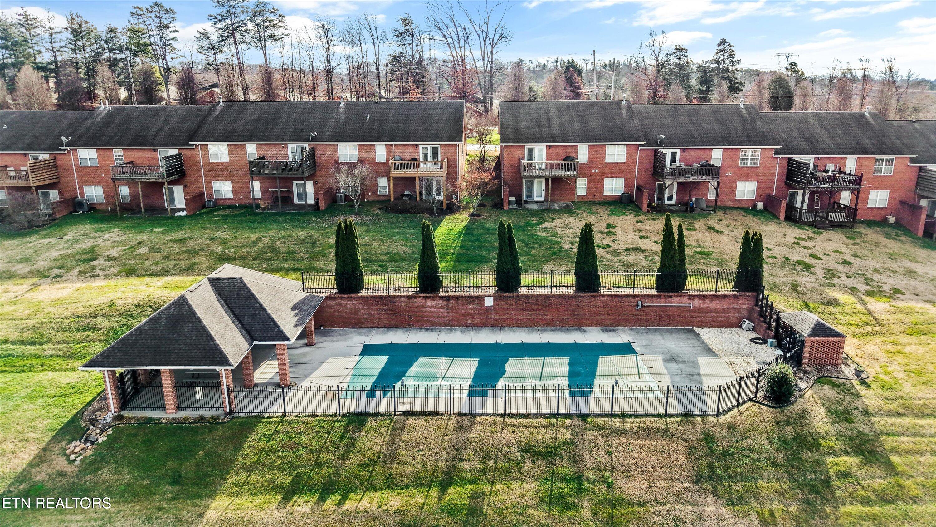 8772 Carriage House Way Knoxville TN 37923