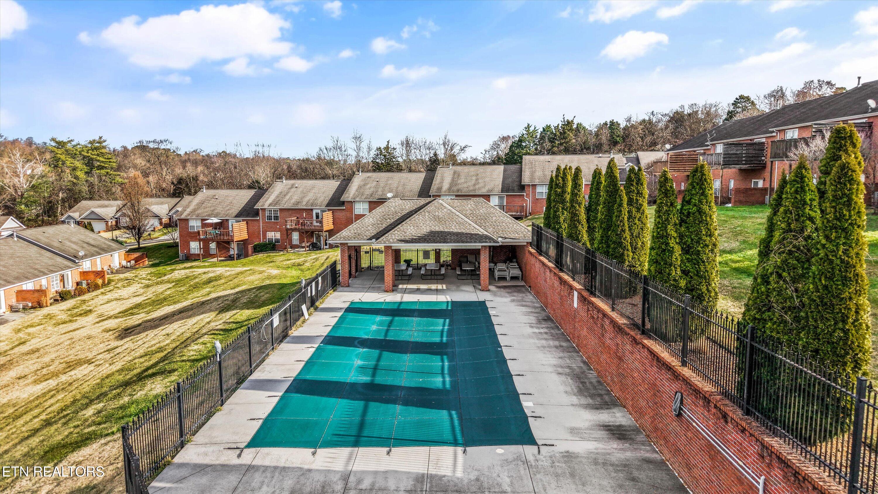 8772 Carriage House Way Knoxville TN 37923