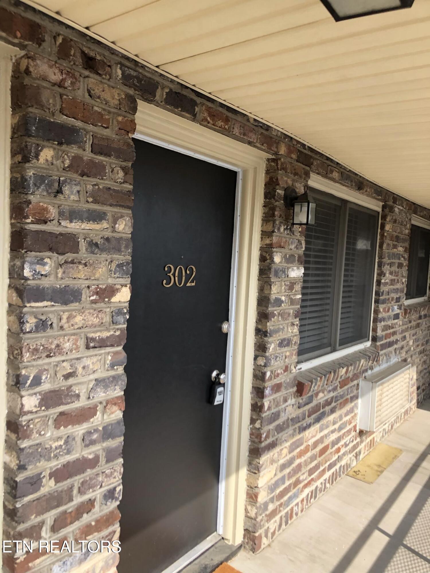 1512 Forest Avenue Knoxville TN 37916