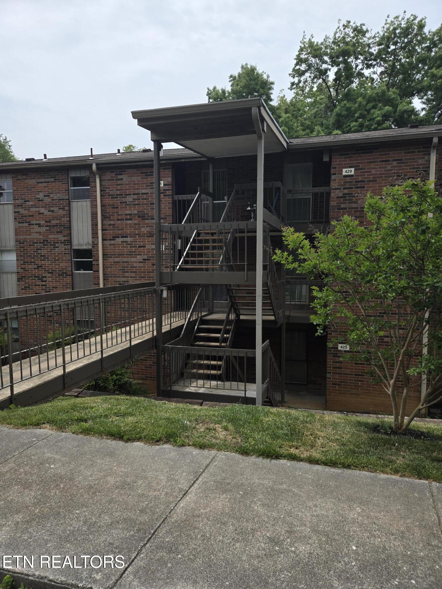435 Canberra Drive Knoxville TN 37923