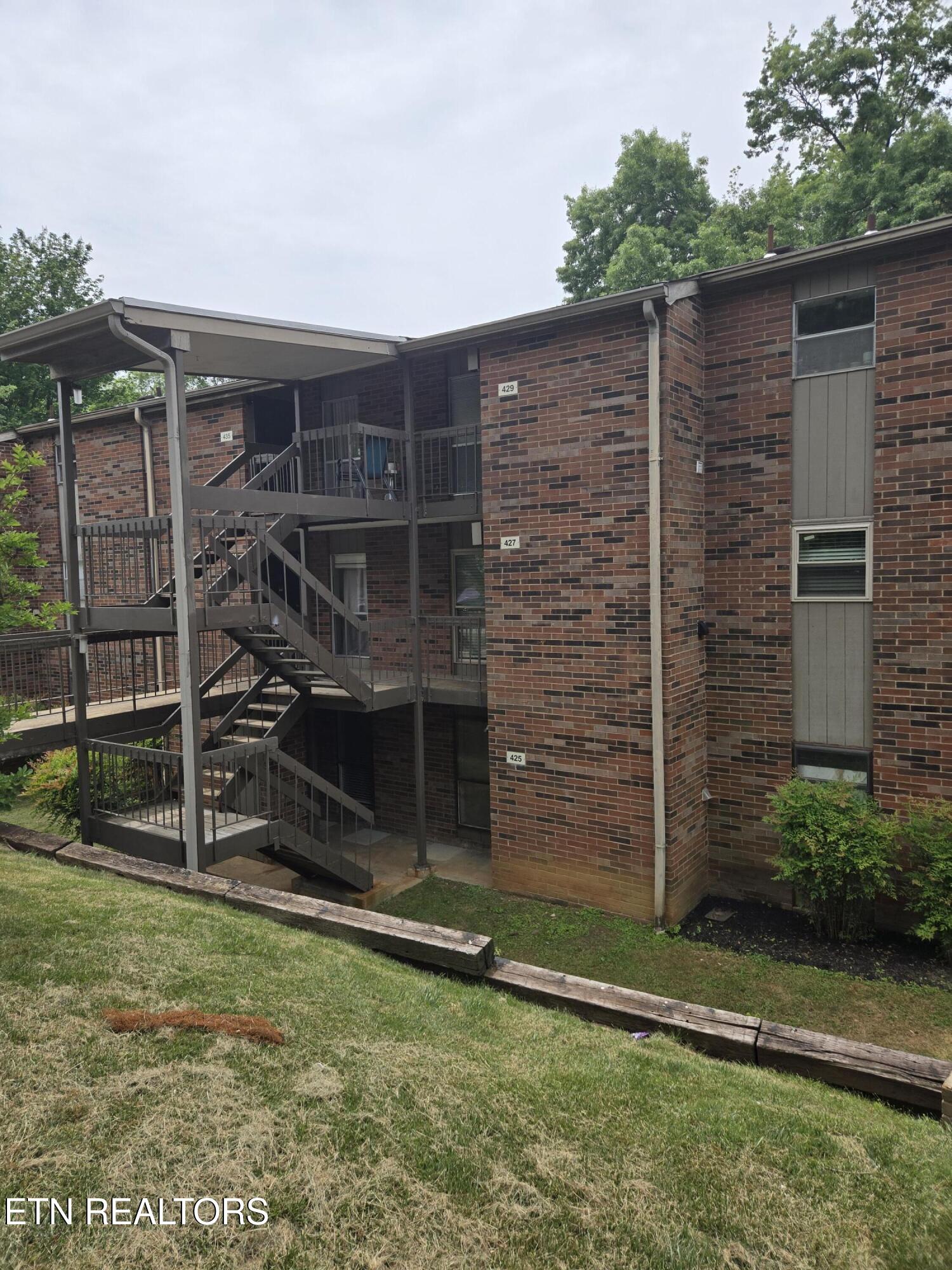 435 Canberra Drive Knoxville TN 37923