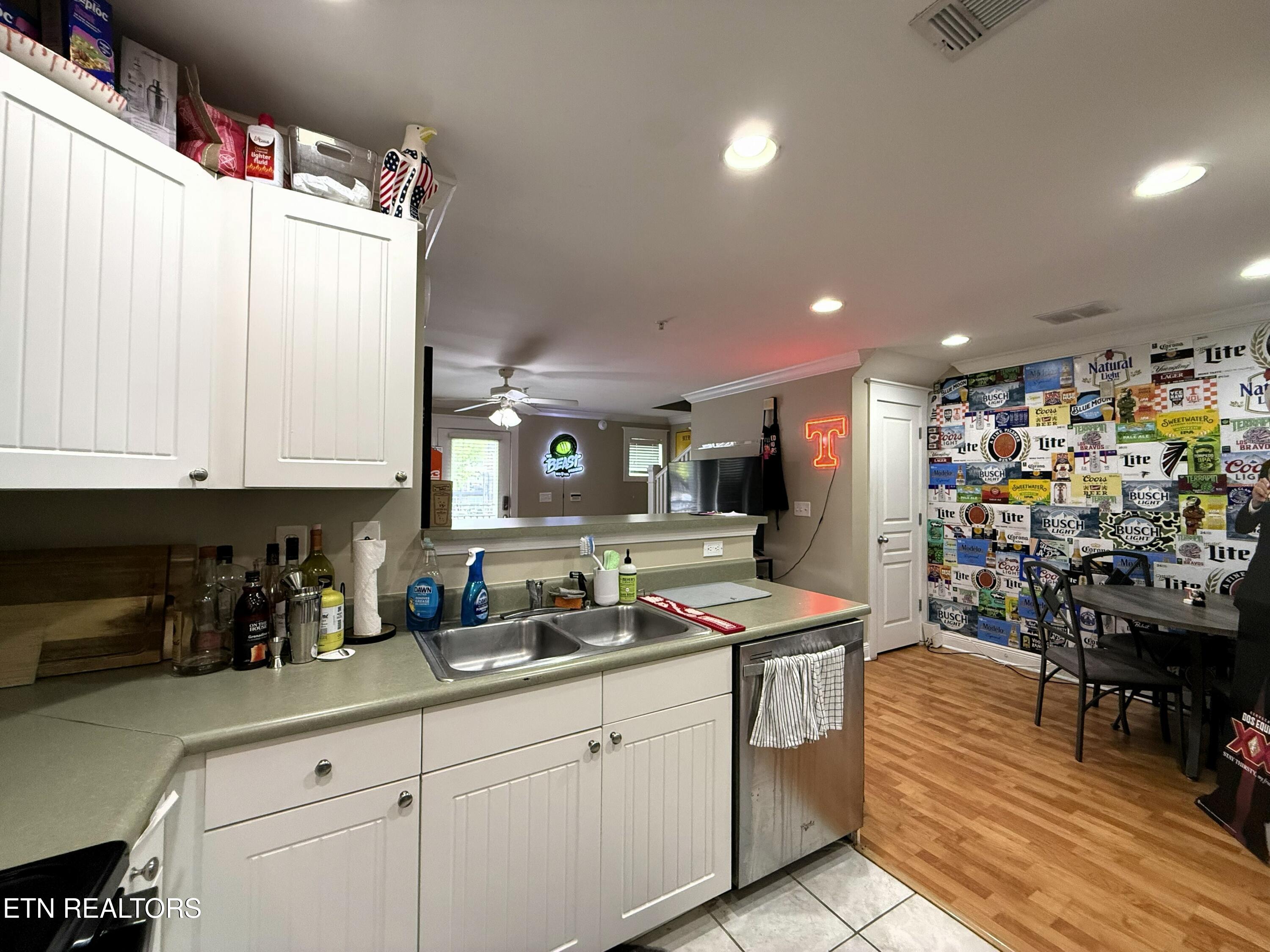 1105 Tree Top Way Knoxville TN 37920