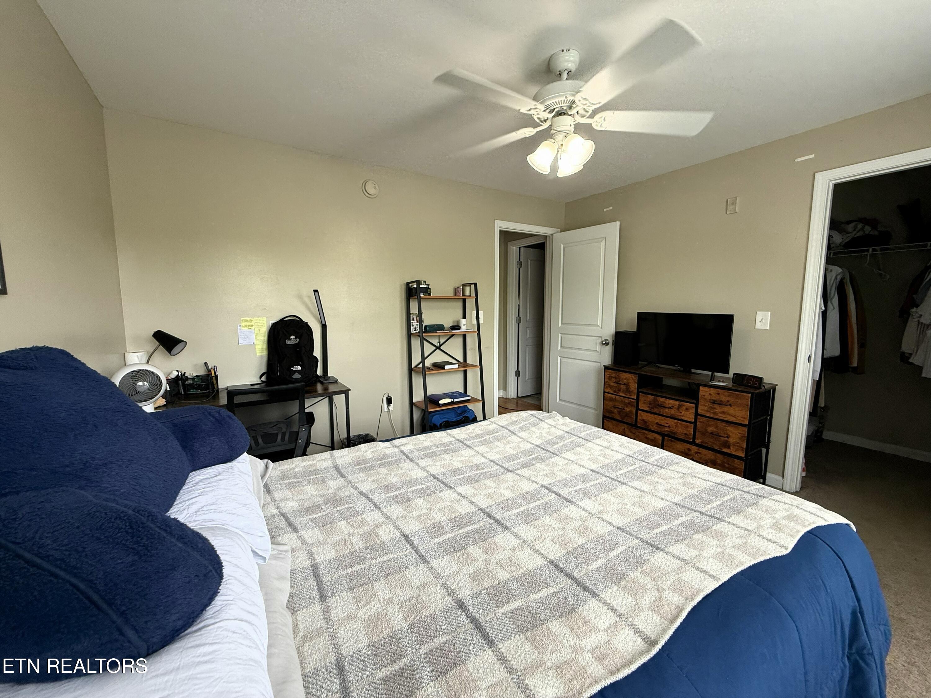1105 Tree Top Way Knoxville TN 37920