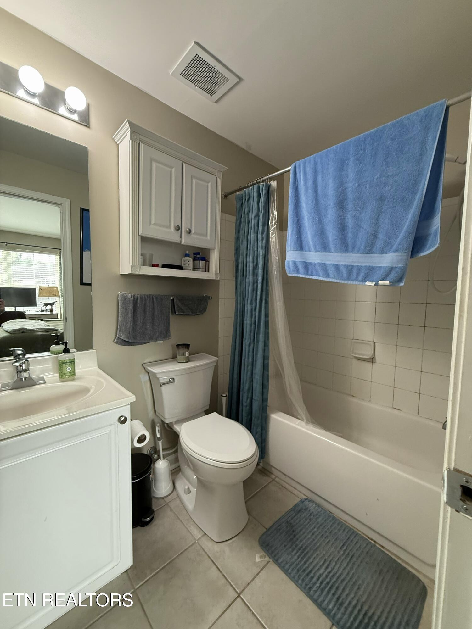 1105 Tree Top Way Knoxville TN 37920