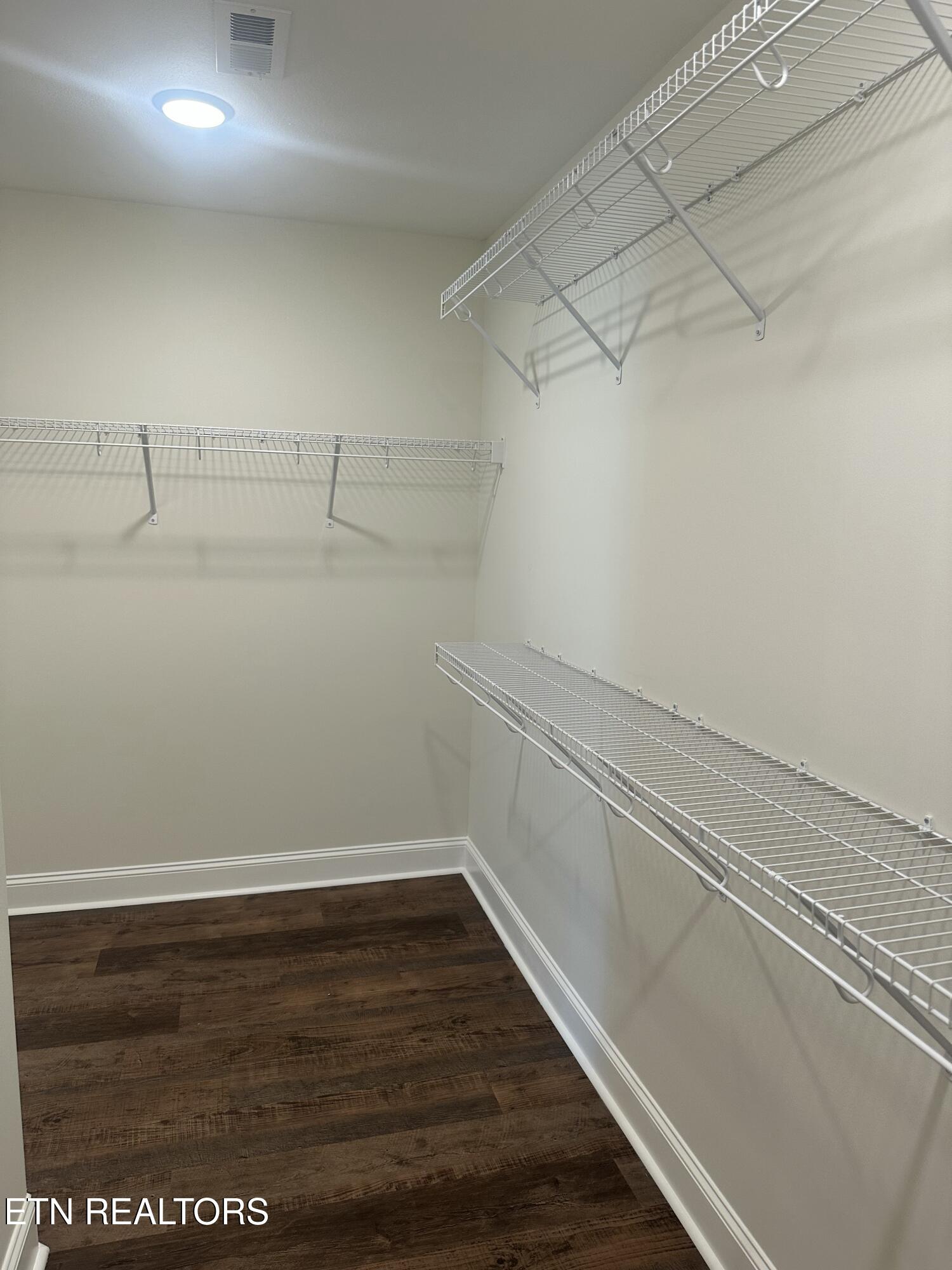 620 Snowflower Circle Pigeon Forge TN 37863