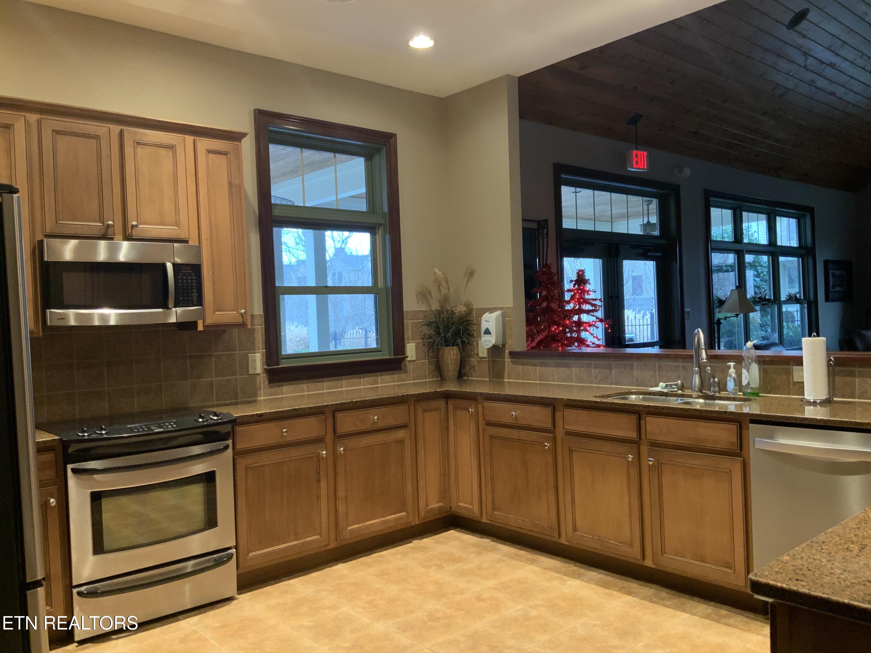 408 Waterside Circle Andersonville TN 37705