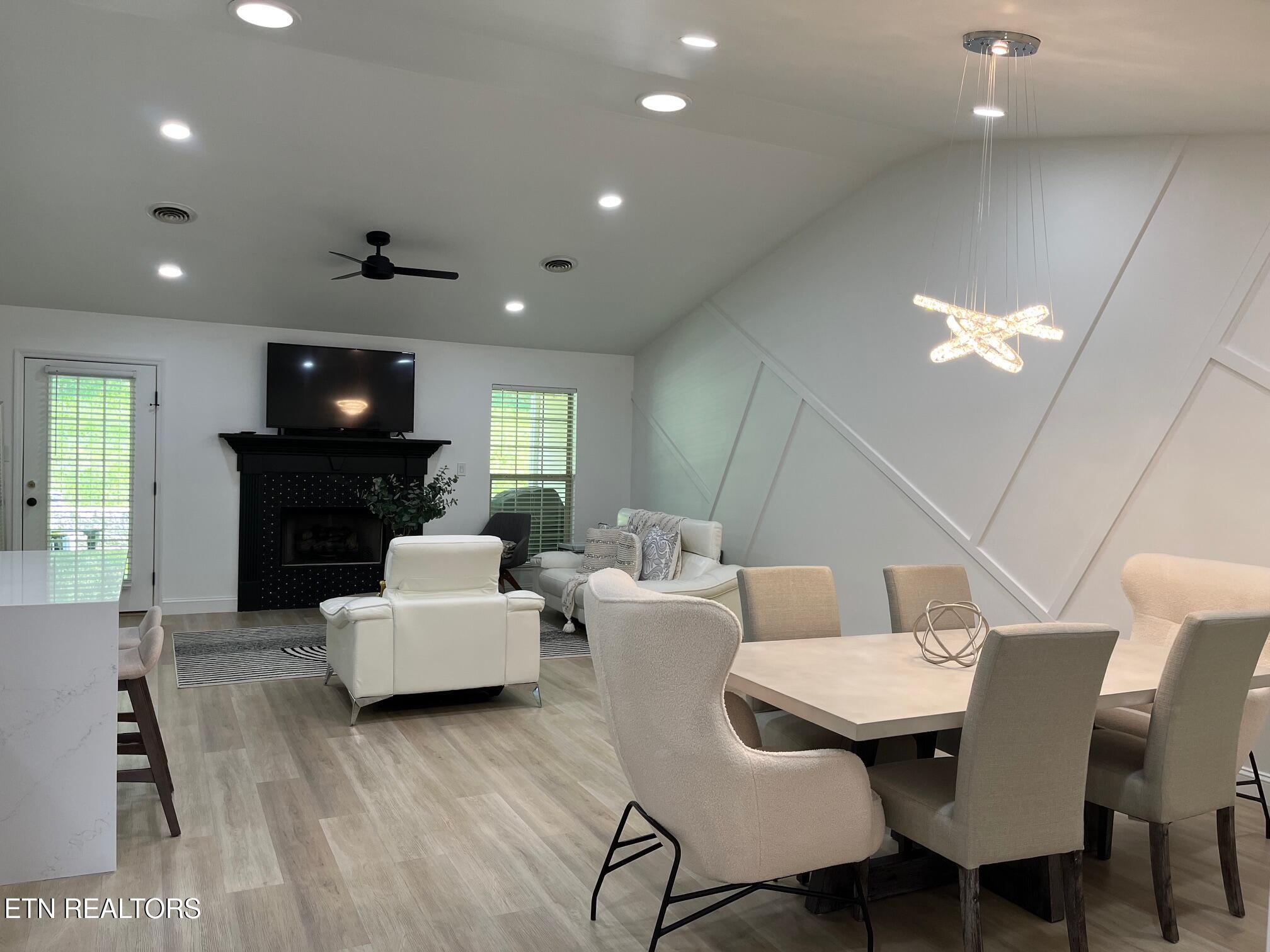657 Applegate Lane Knoxville TN 37934