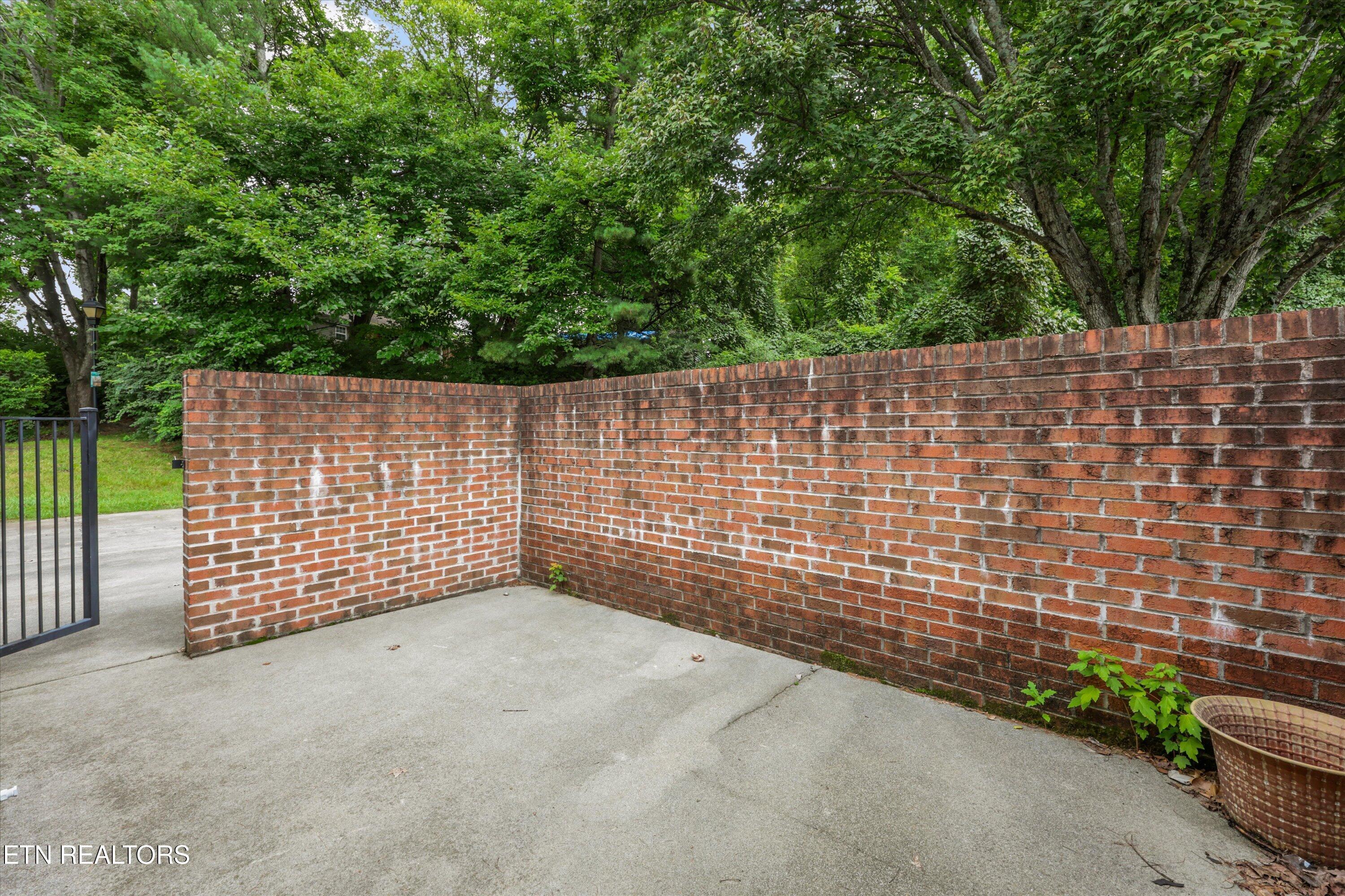 5035 Griffins Gate Lane Knoxville TN 37912