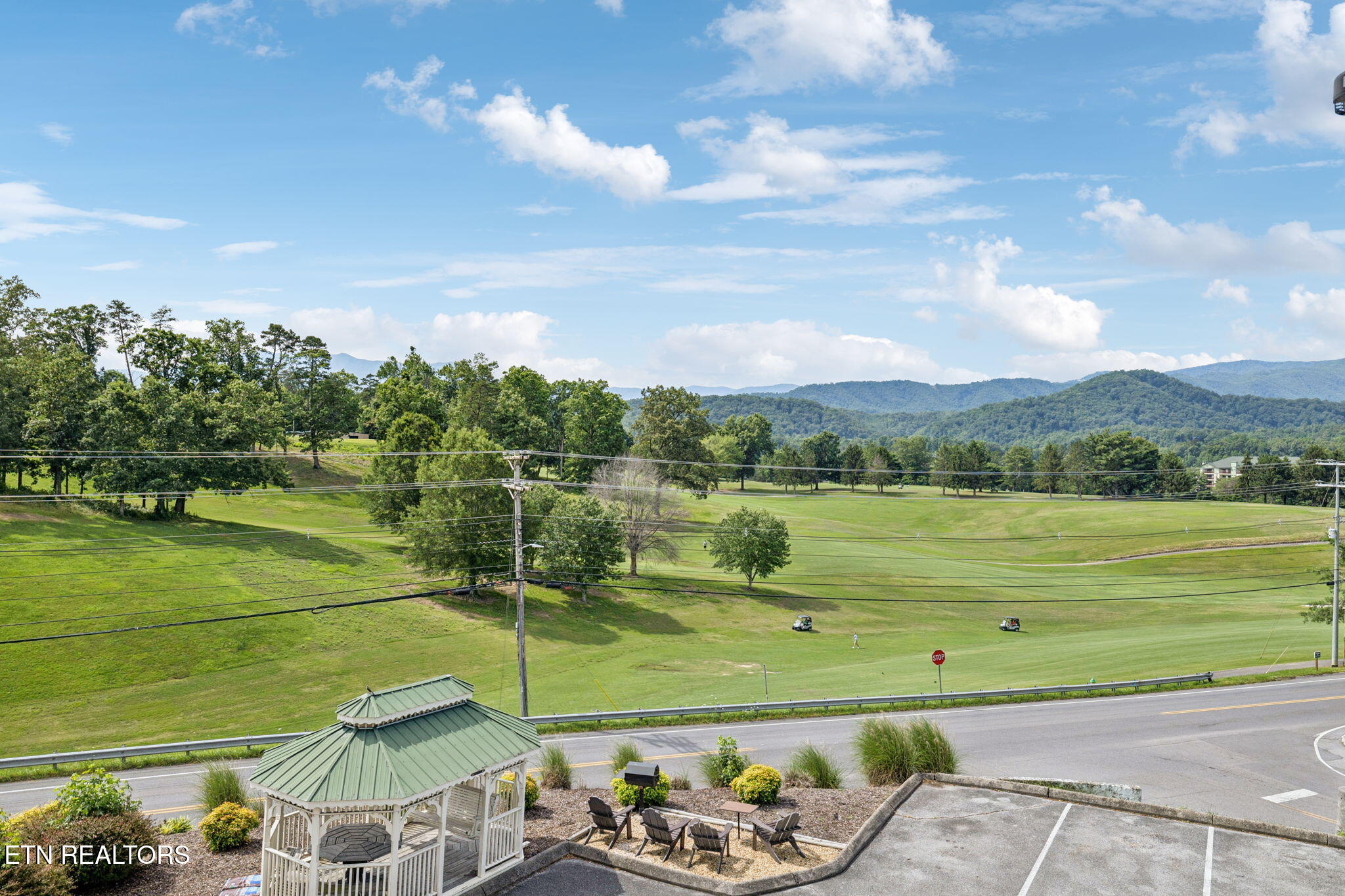 503 Dollywood Lane Pigeon Forge TN 37863