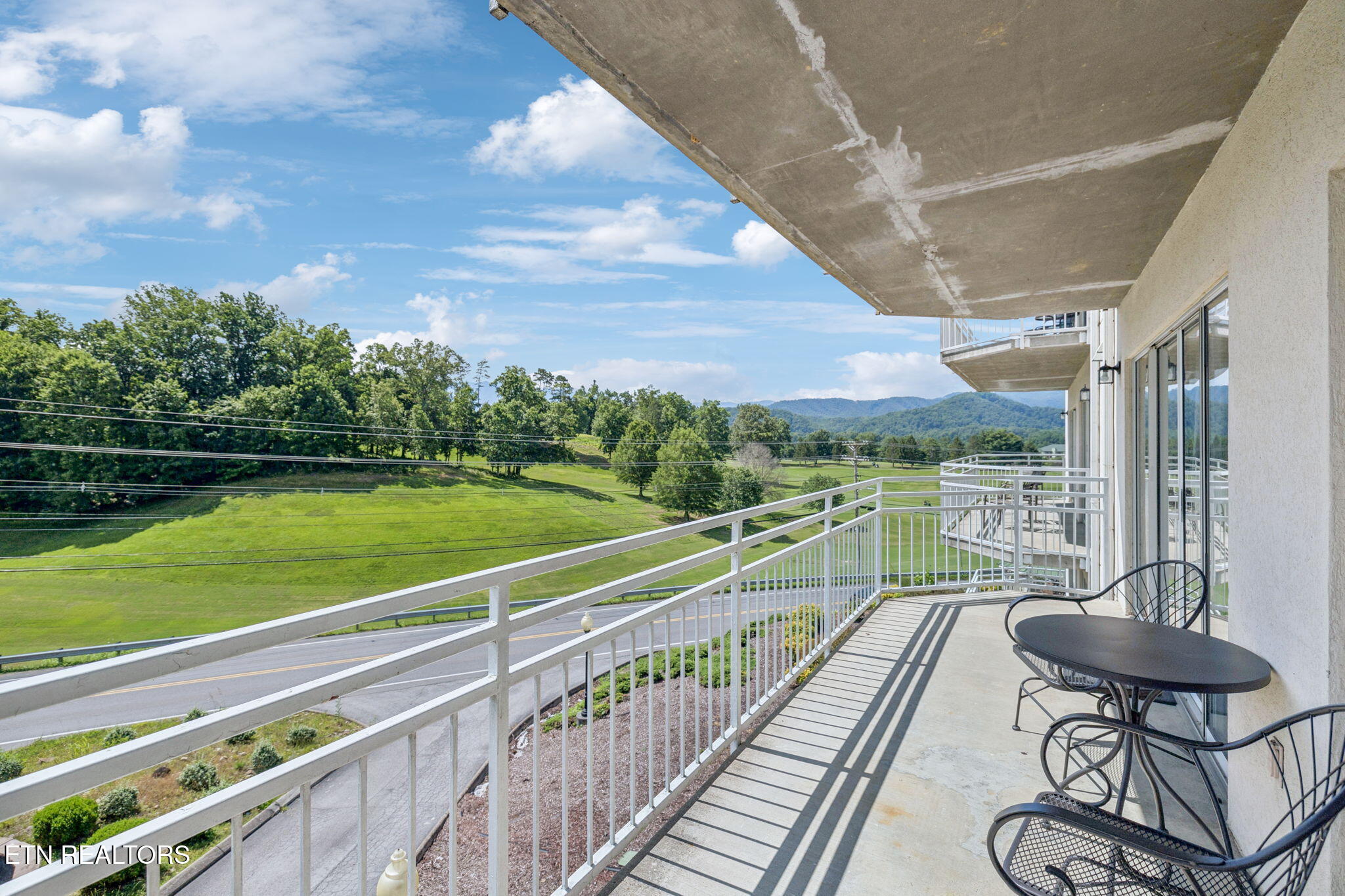 503 Dollywood Lane Pigeon Forge TN 37863