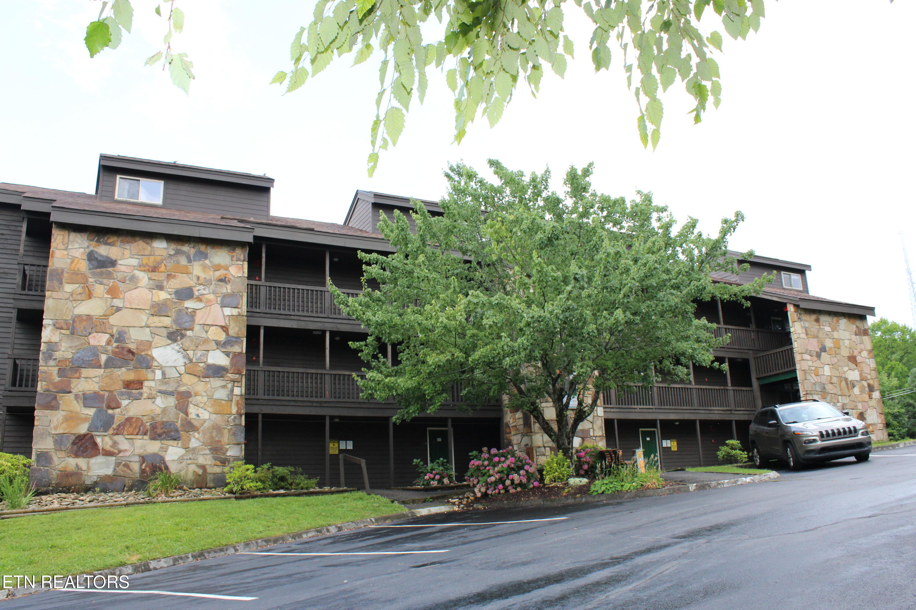 1380 Ski View Drive Gatlinburg TN 37738