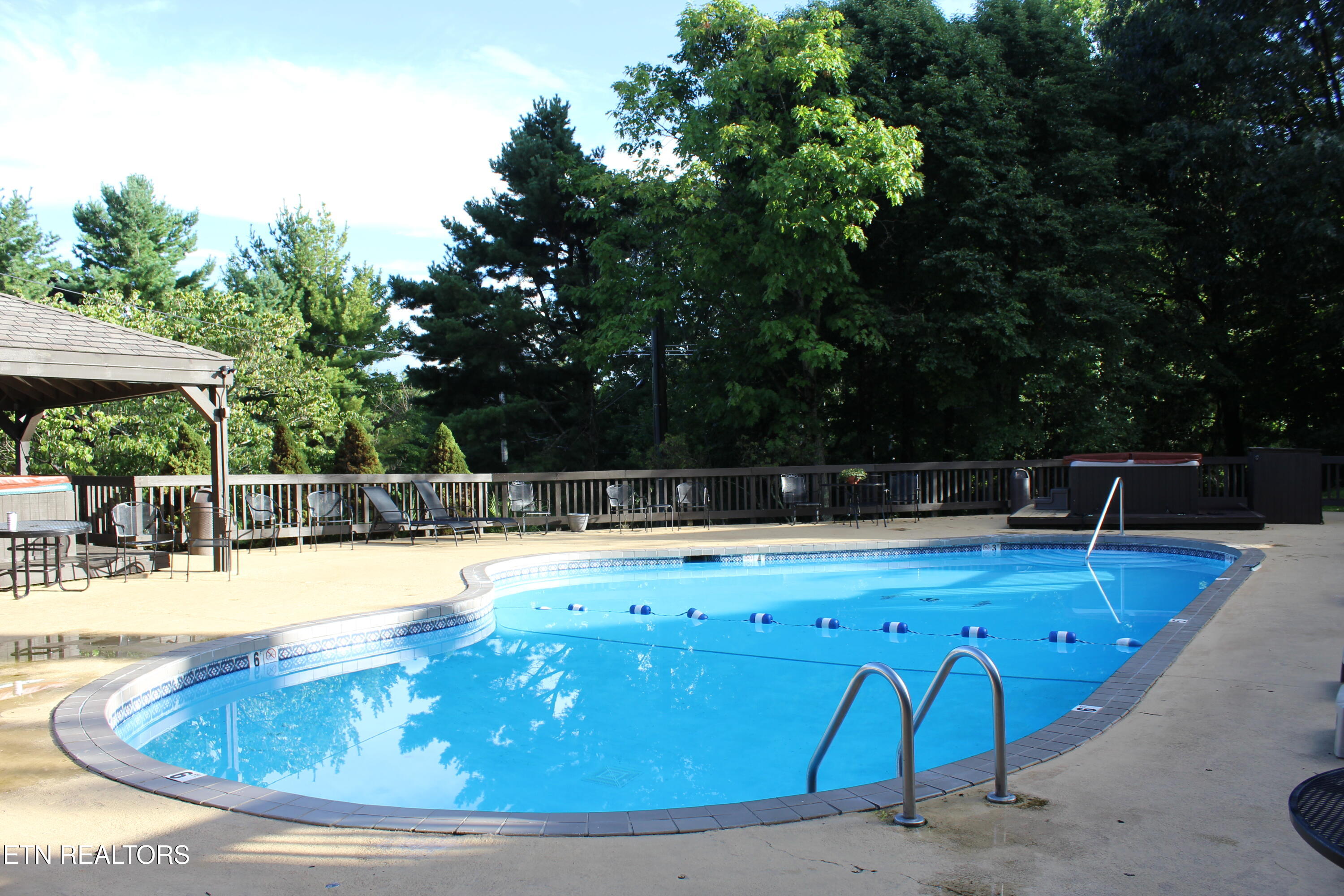 1380 Ski View Drive Gatlinburg TN 37738