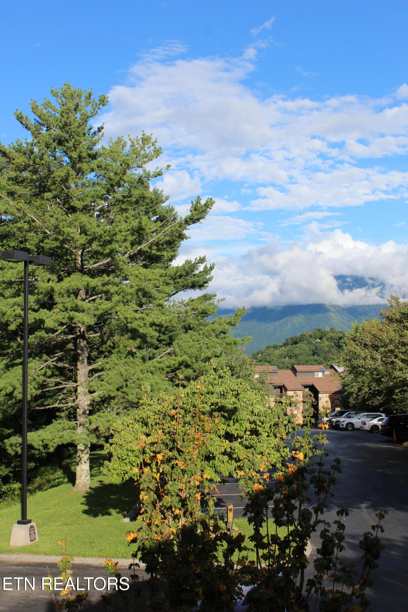1380 Ski View Drive Gatlinburg TN 37738