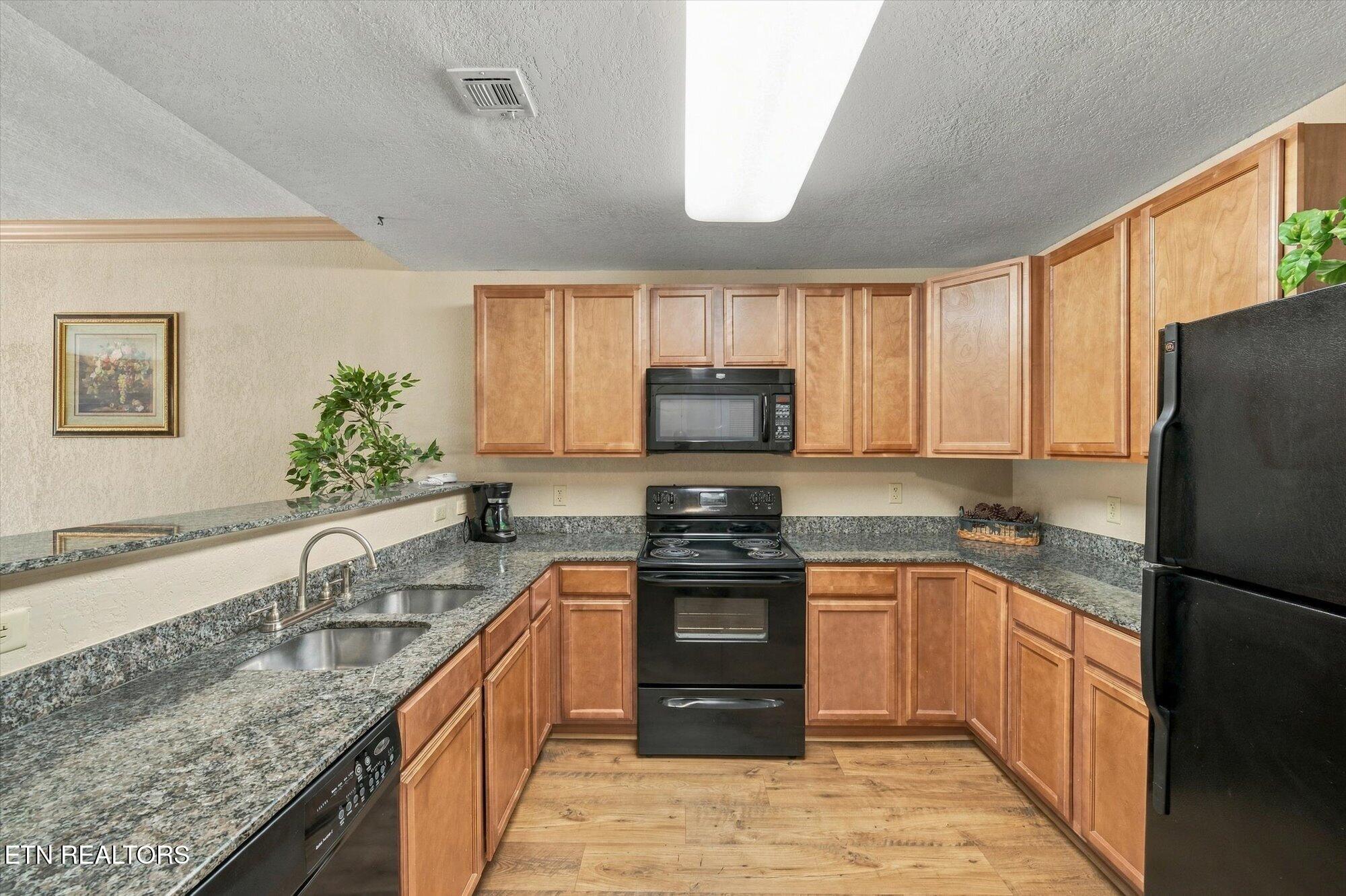124 Plaza Drive Pigeon Forge TN 37863