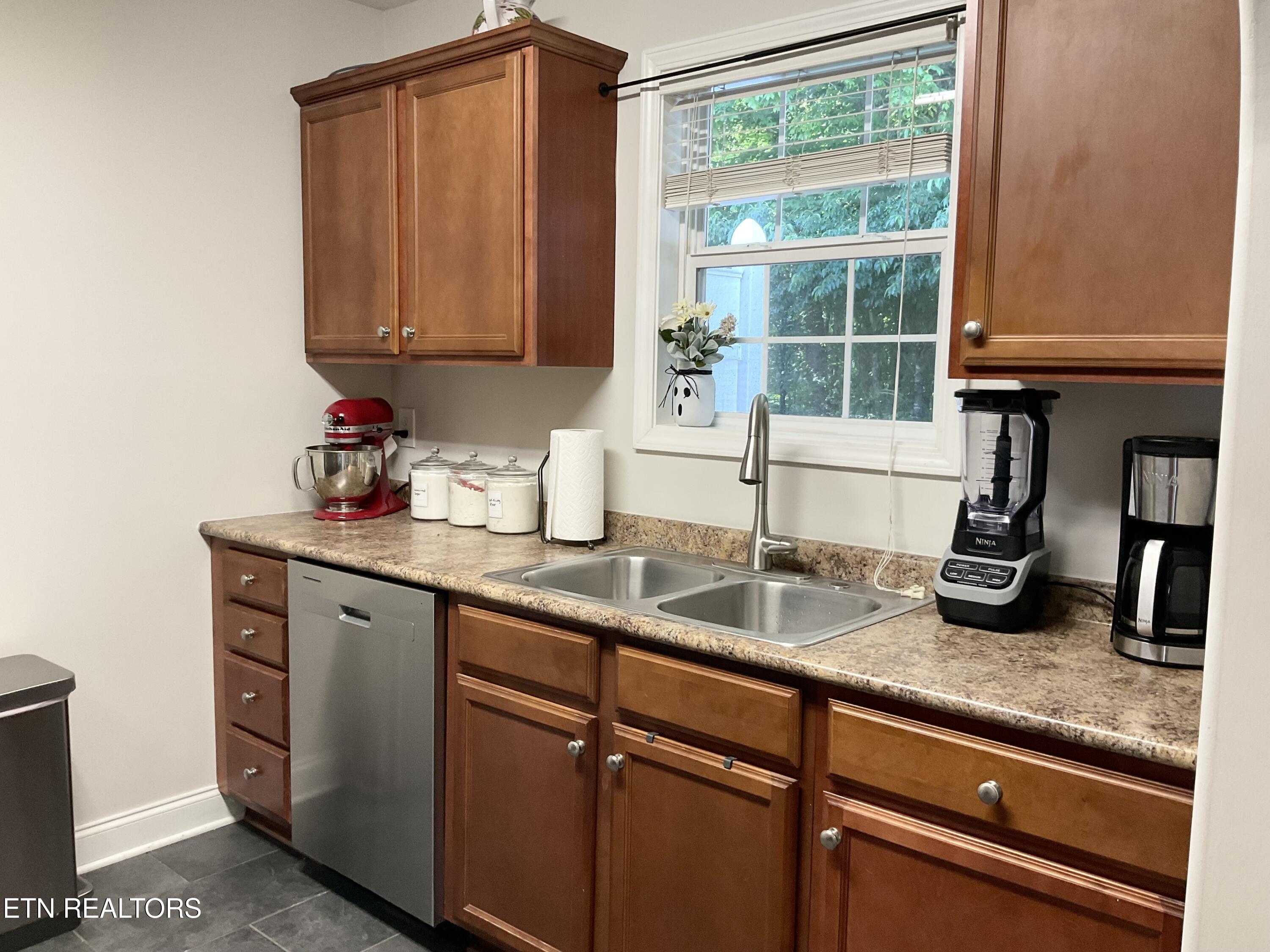 1437 Hazelgreen Way Knoxville TN 37912