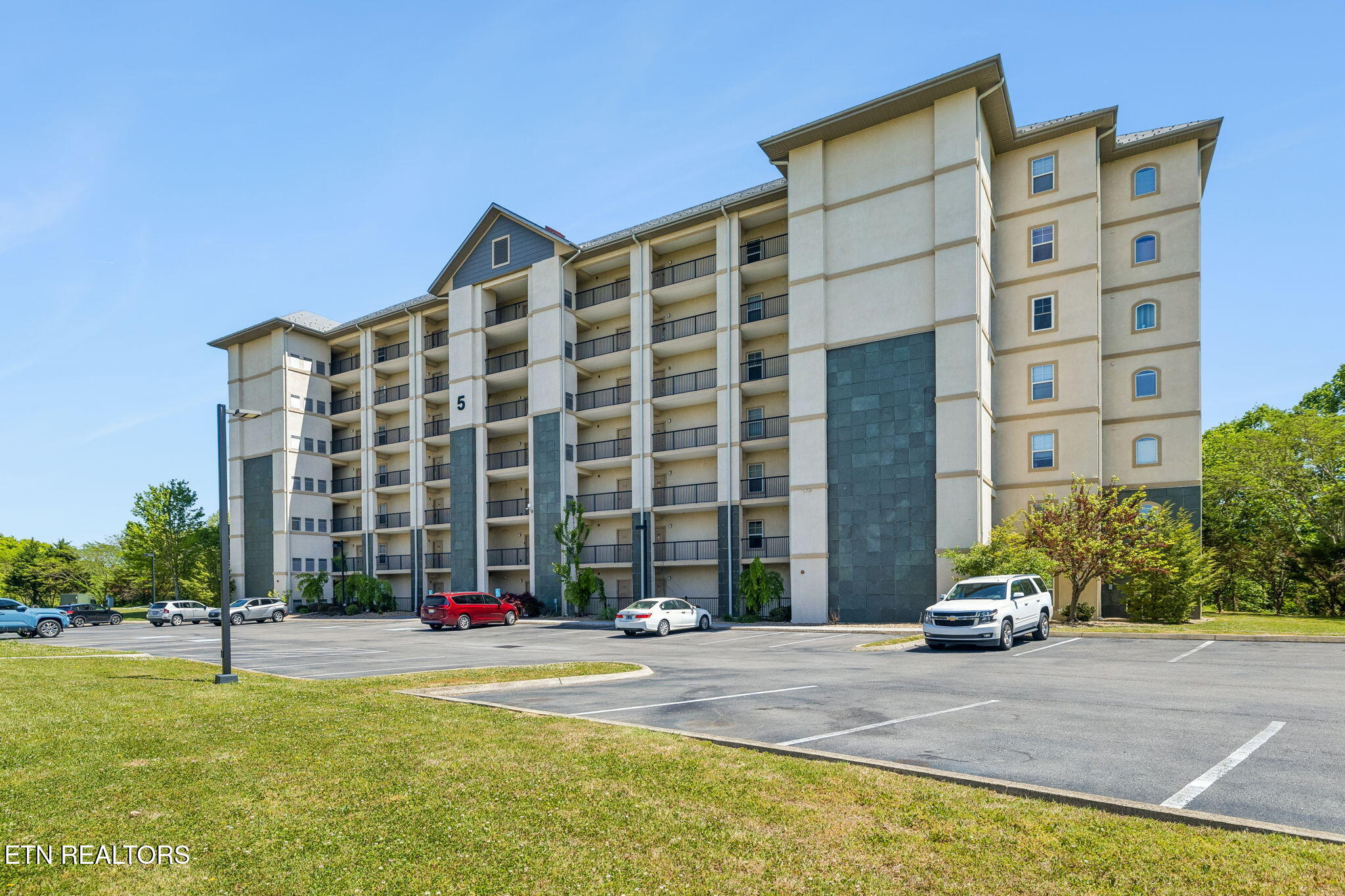 124 Plaza Drive Pigeon Forge TN 37863