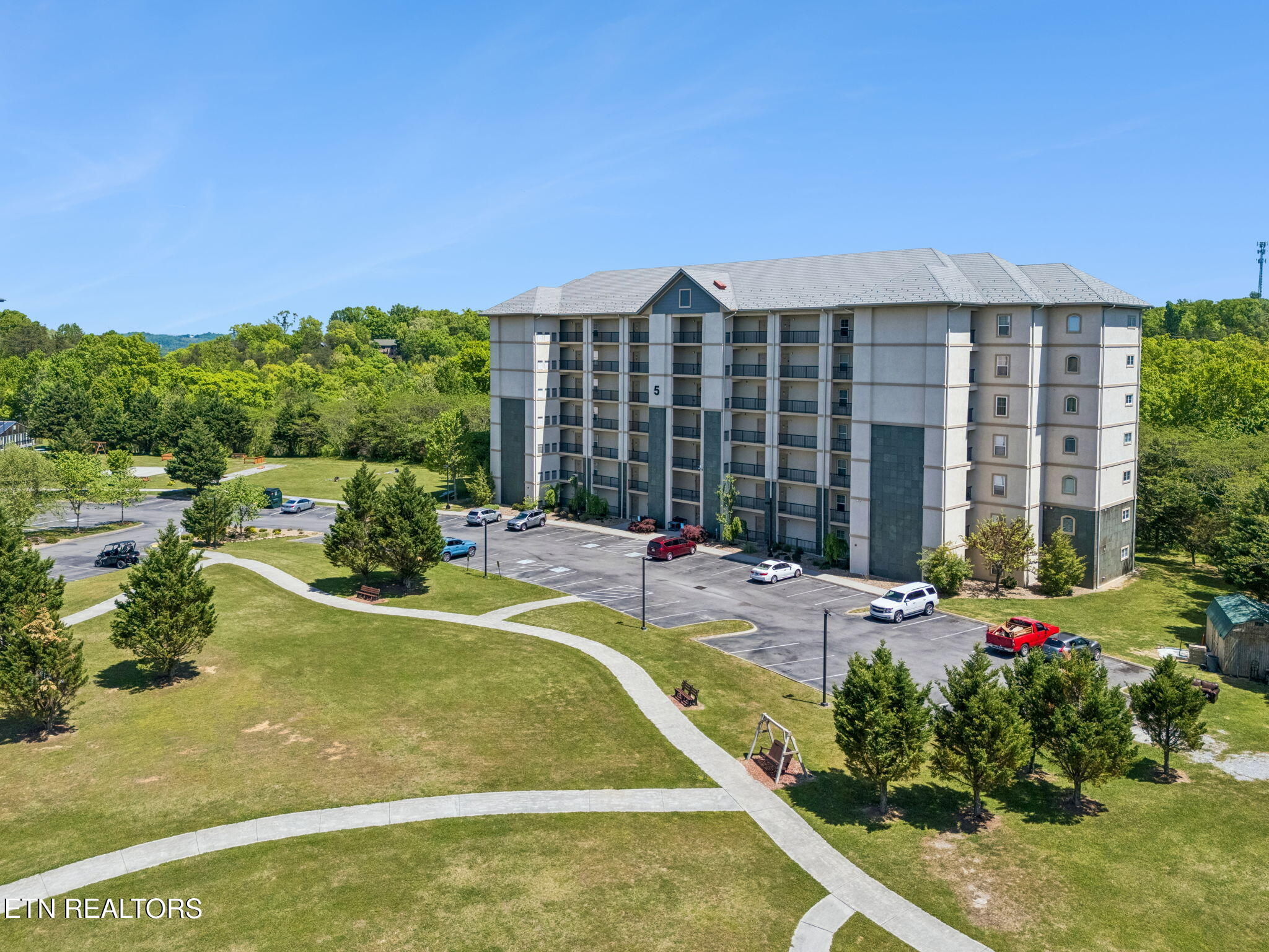 124 Plaza Drive Pigeon Forge TN 37863