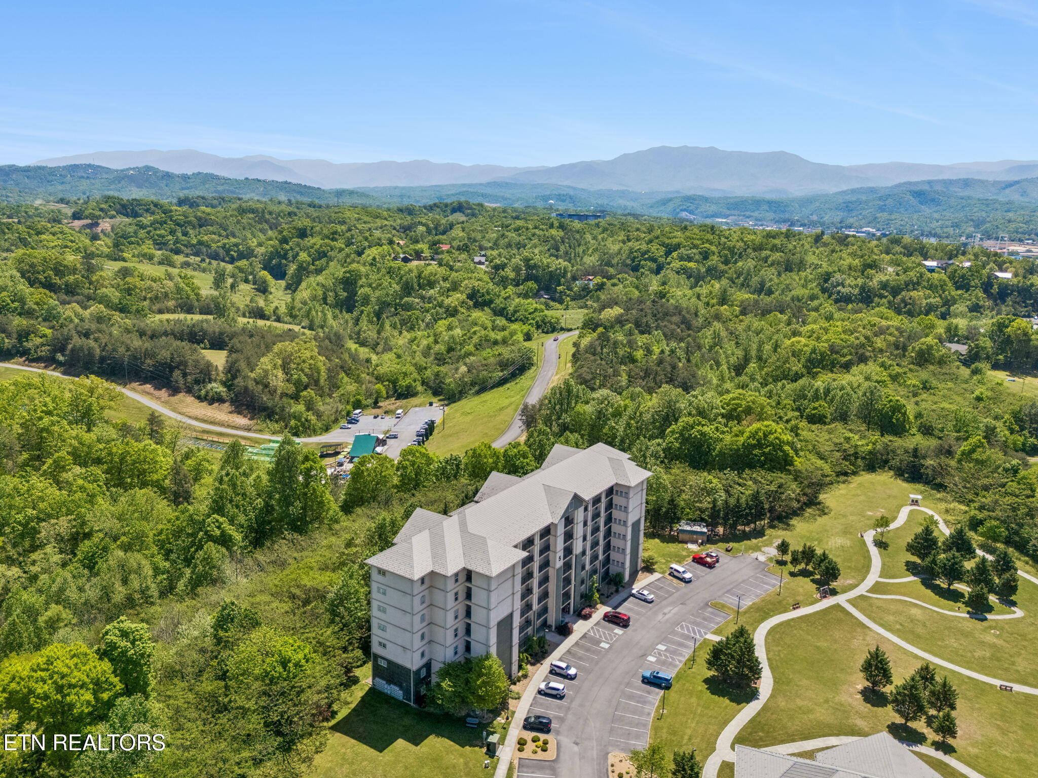 124 Plaza Drive Pigeon Forge TN 37863
