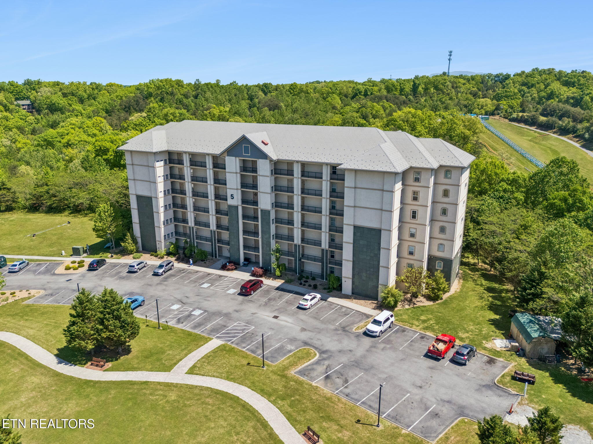 124 Plaza Drive Pigeon Forge TN 37863