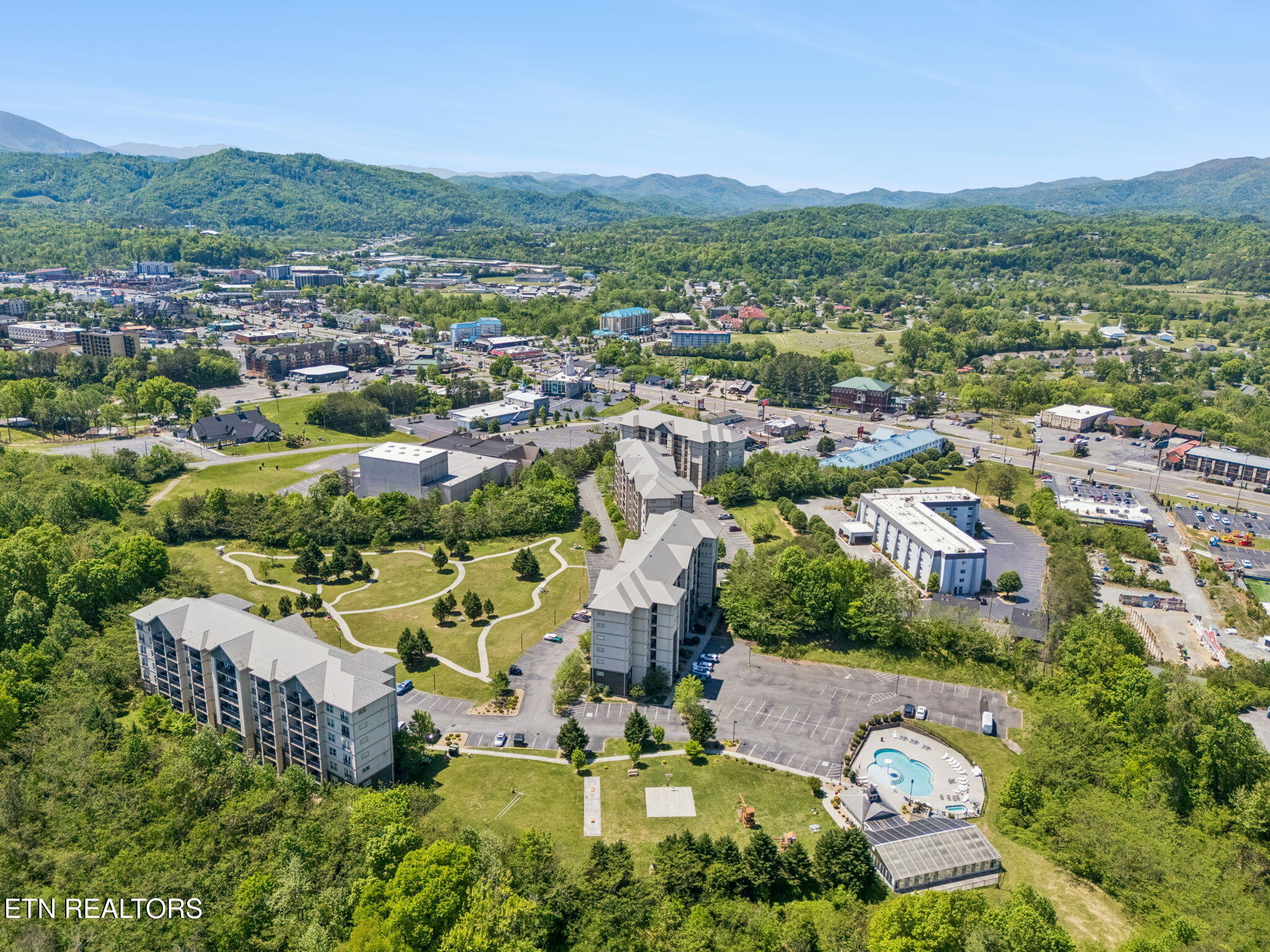 124 Plaza Drive Pigeon Forge TN 37863