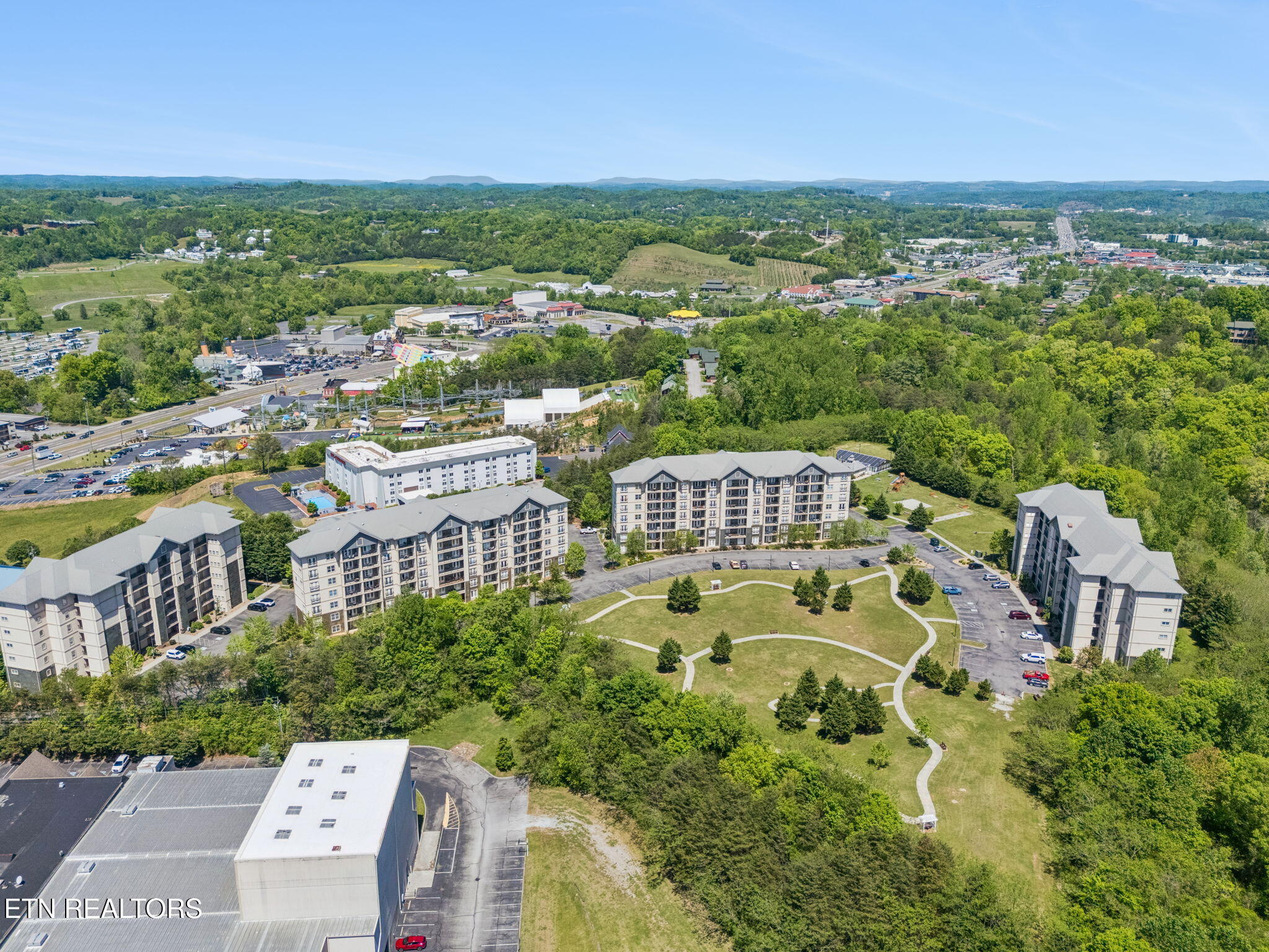 124 Plaza Drive Pigeon Forge TN 37863