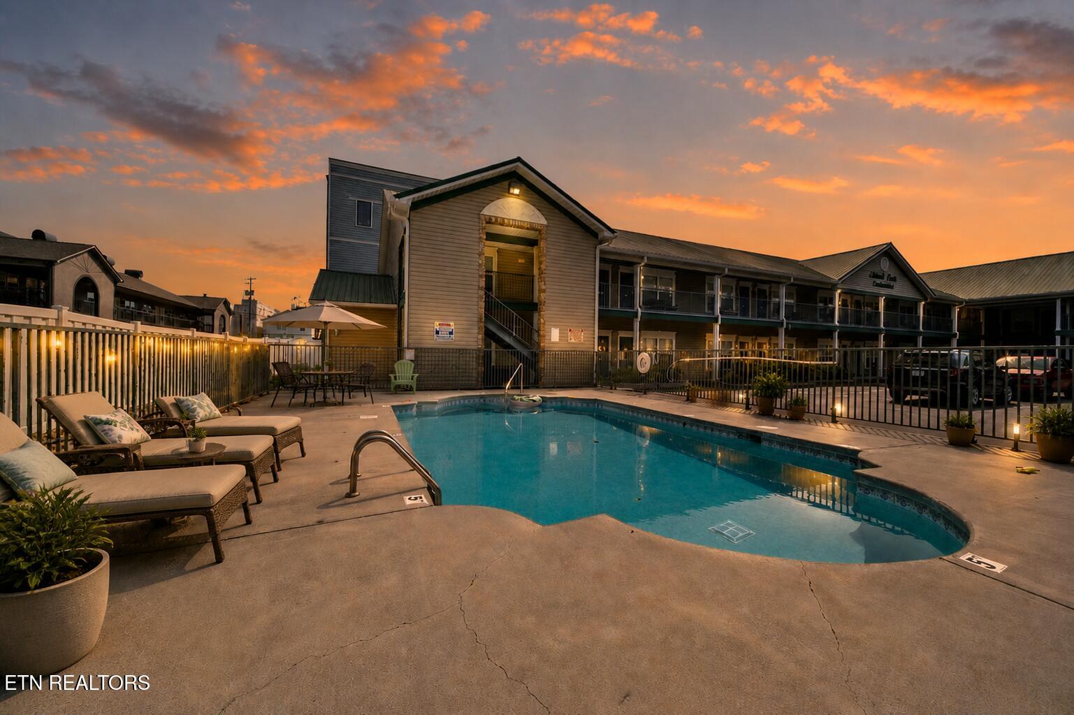 2743 Colonial Dr Drive Pigeon Forge TN 37863