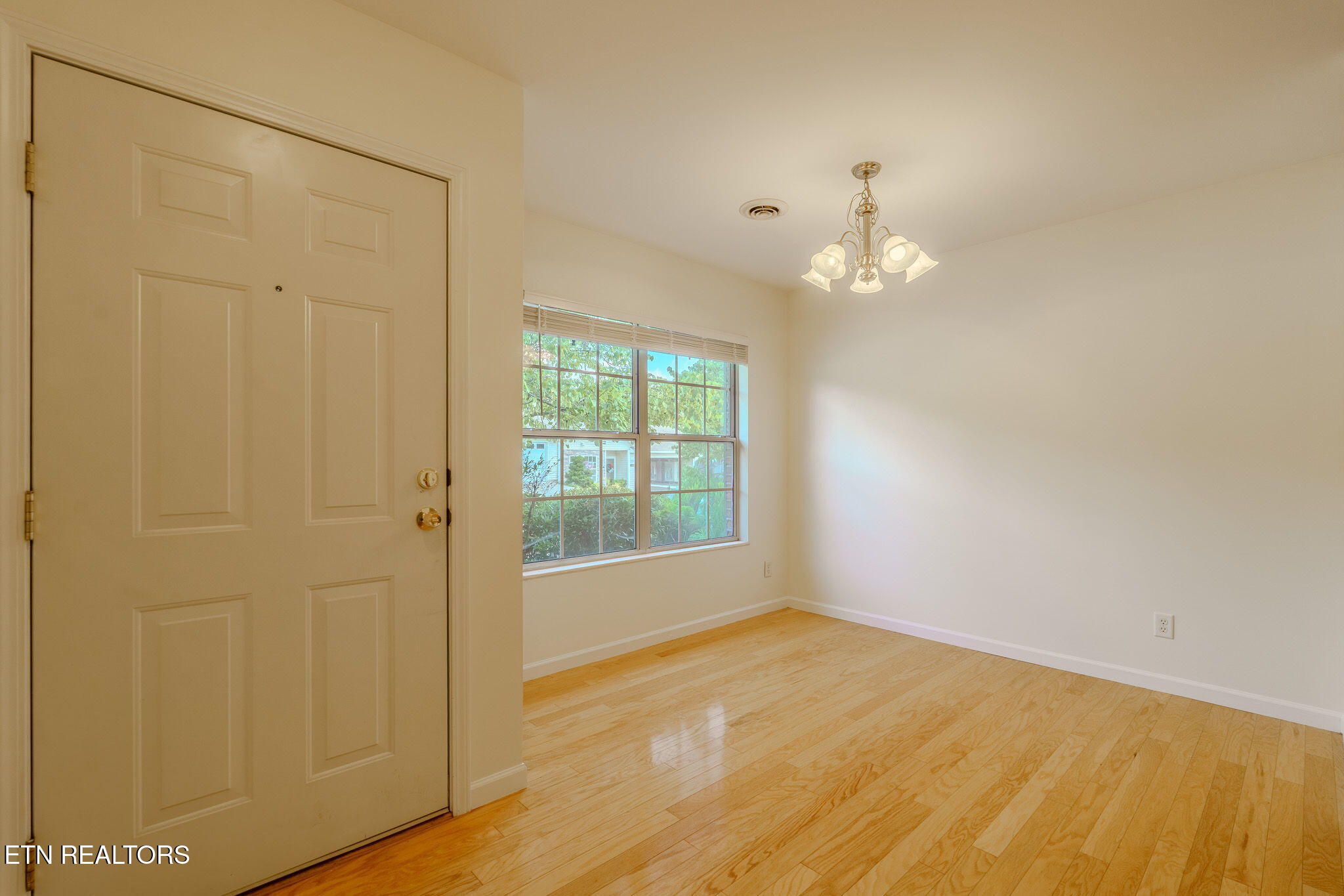 6344 Love Song Lane Knoxville TN 37914