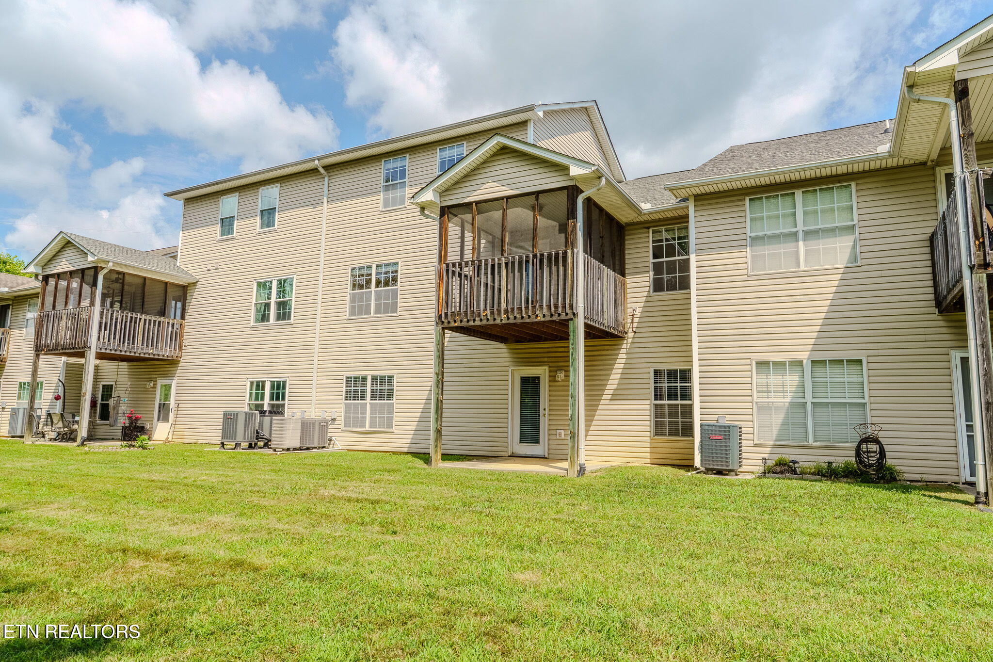 6344 Love Song Lane Knoxville TN 37914