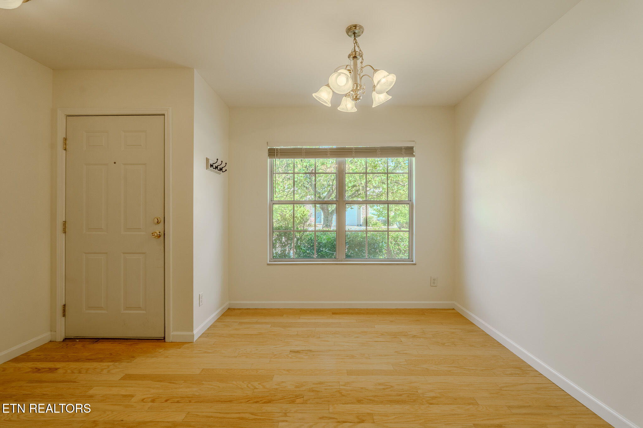 6344 Love Song Lane Knoxville TN 37914
