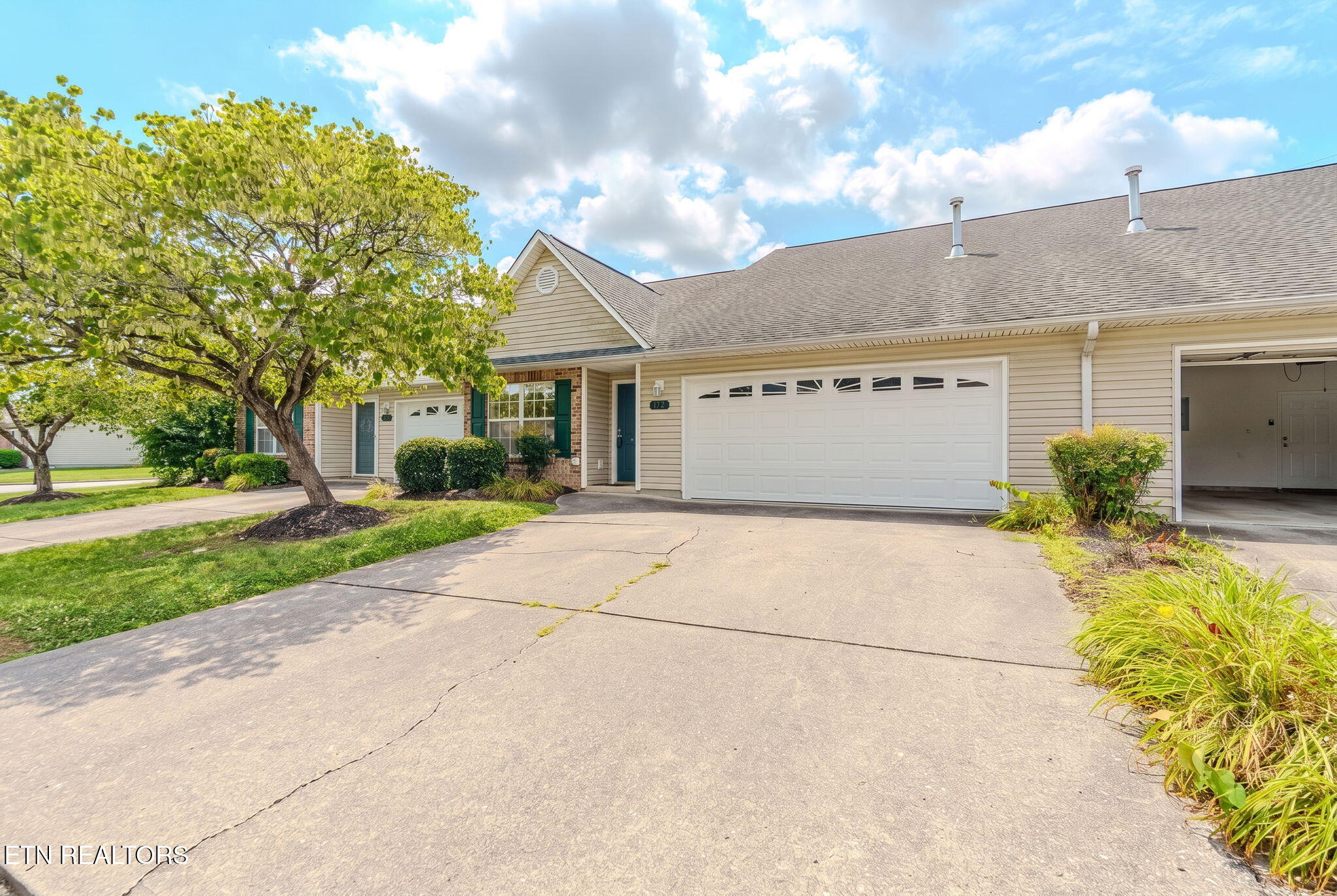 6344 Love Song Lane Knoxville TN 37914
