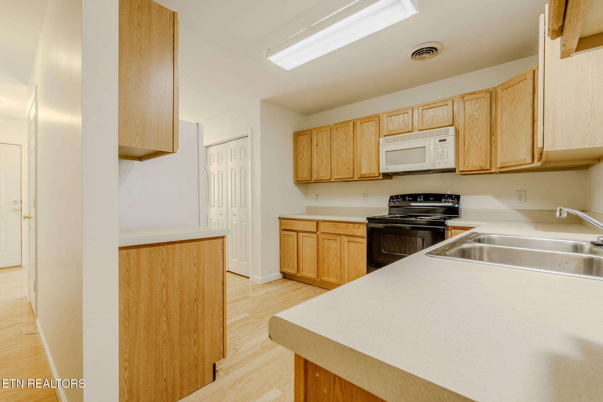 6344 Love Song Lane Knoxville TN 37914