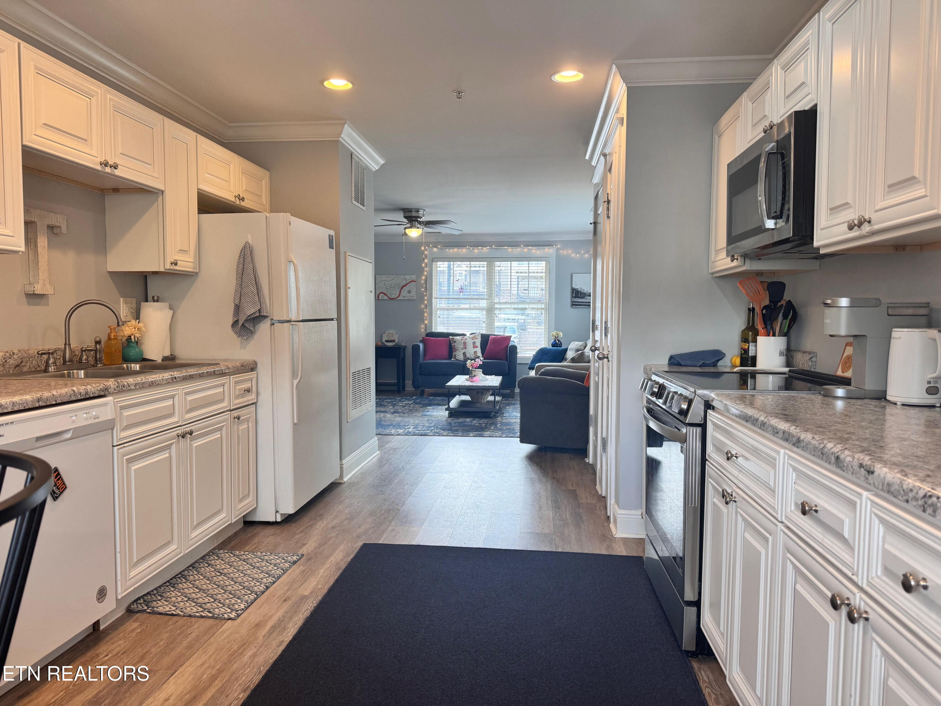 1106 Tree Top Way Knoxville TN 37920