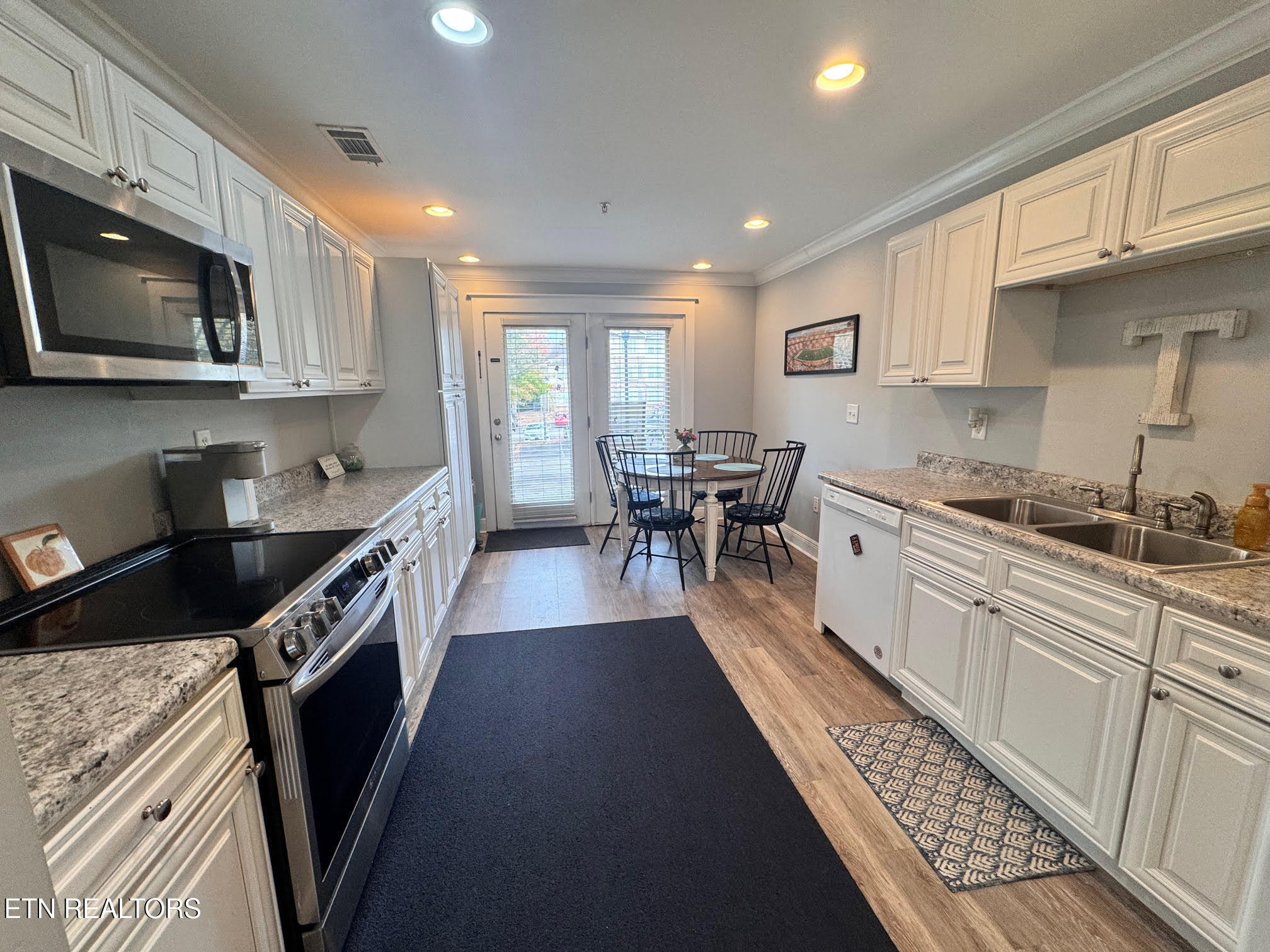 1106 Tree Top Way Knoxville TN 37920
