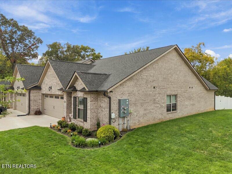 307 Whiskey Barrel Way Knoxville TN 37912