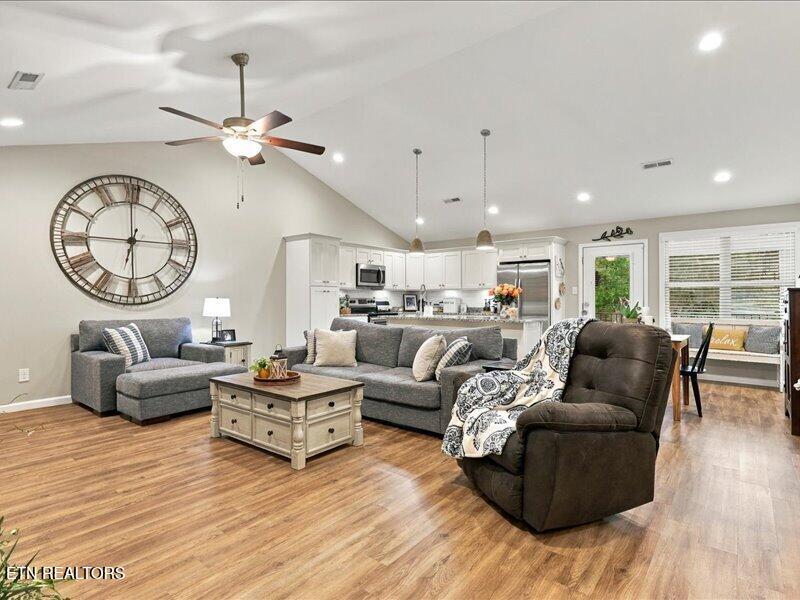307 Whiskey Barrel Way Knoxville TN 37912