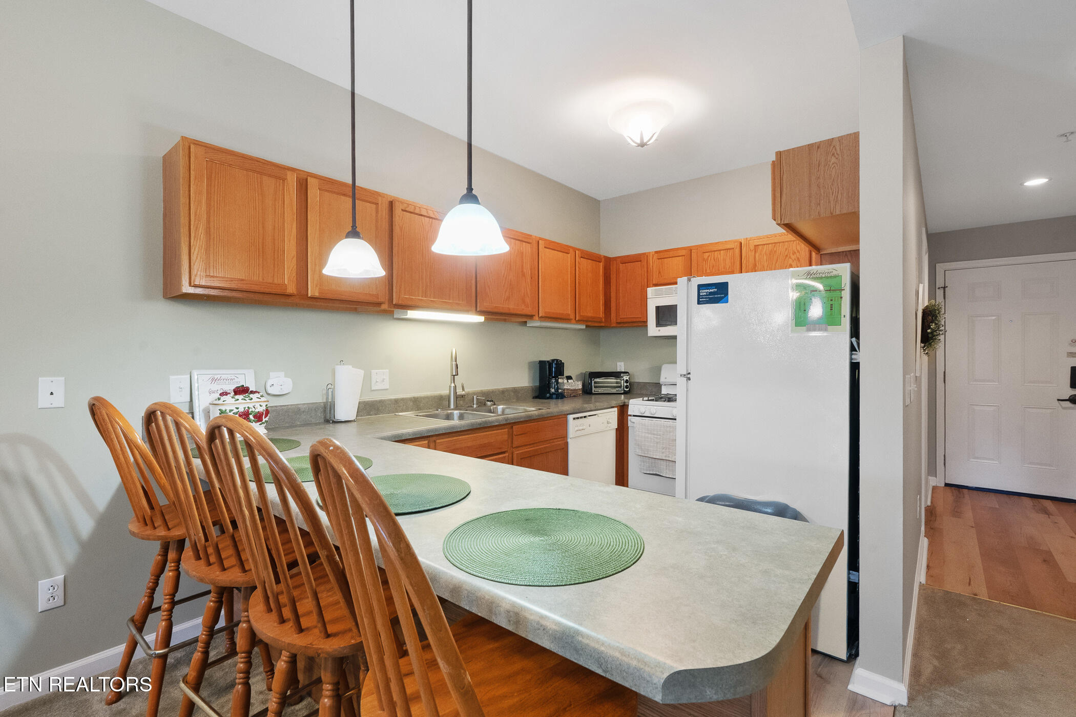 527 River Place Way Sevierville TN 37862