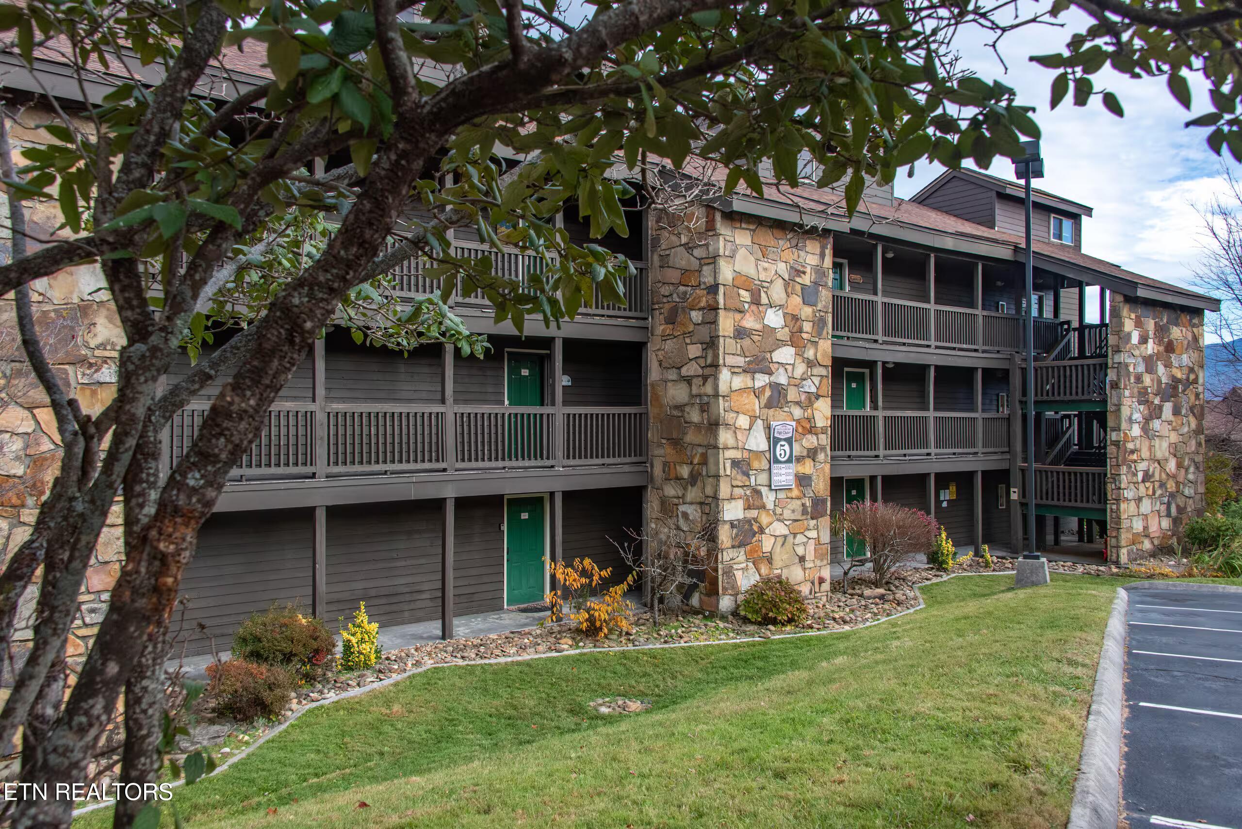 1380 Ski View Drive Gatlinburg TN 37738