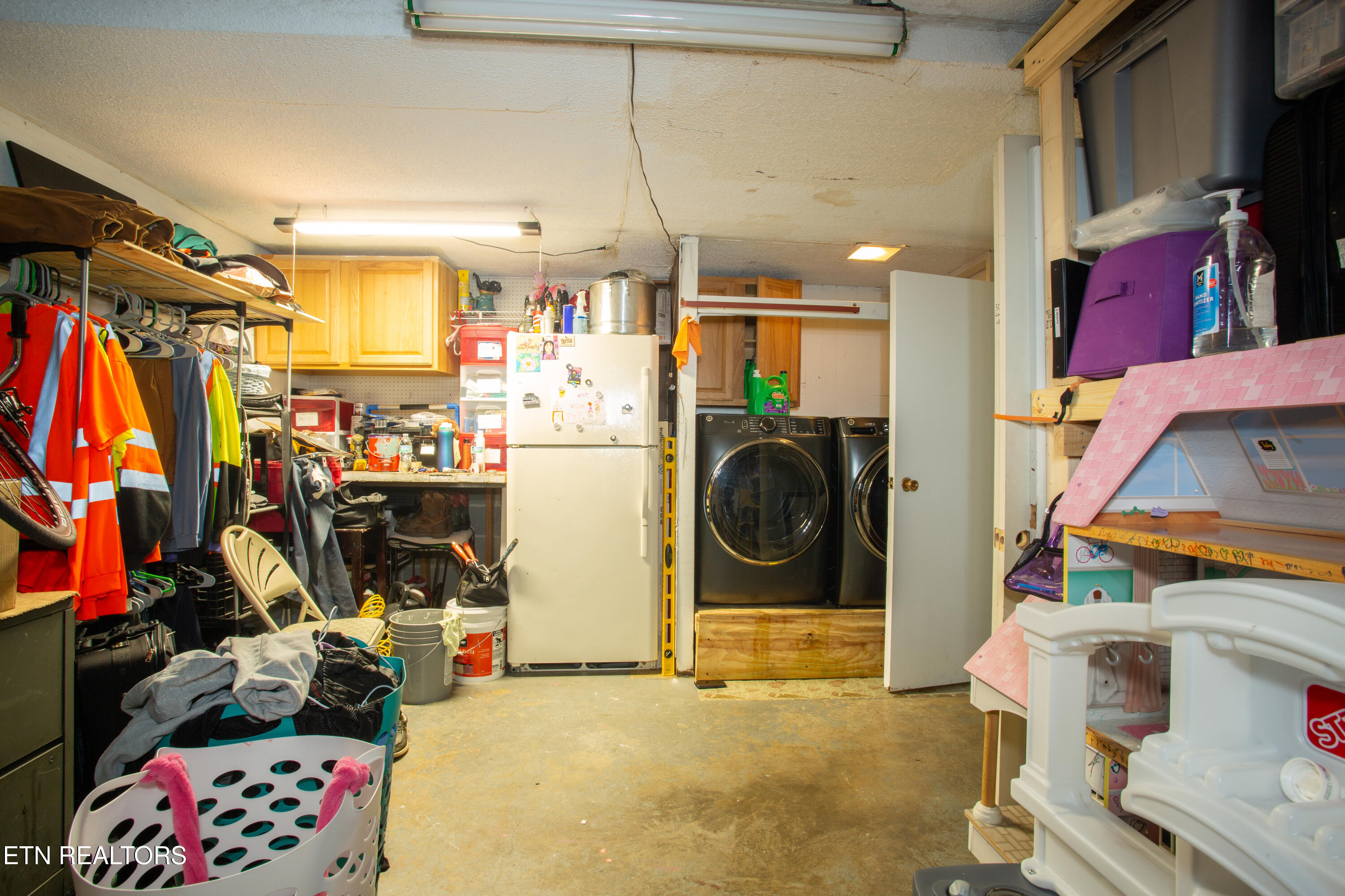 74 Valley Forge Drive Oak Ridge TN 37830