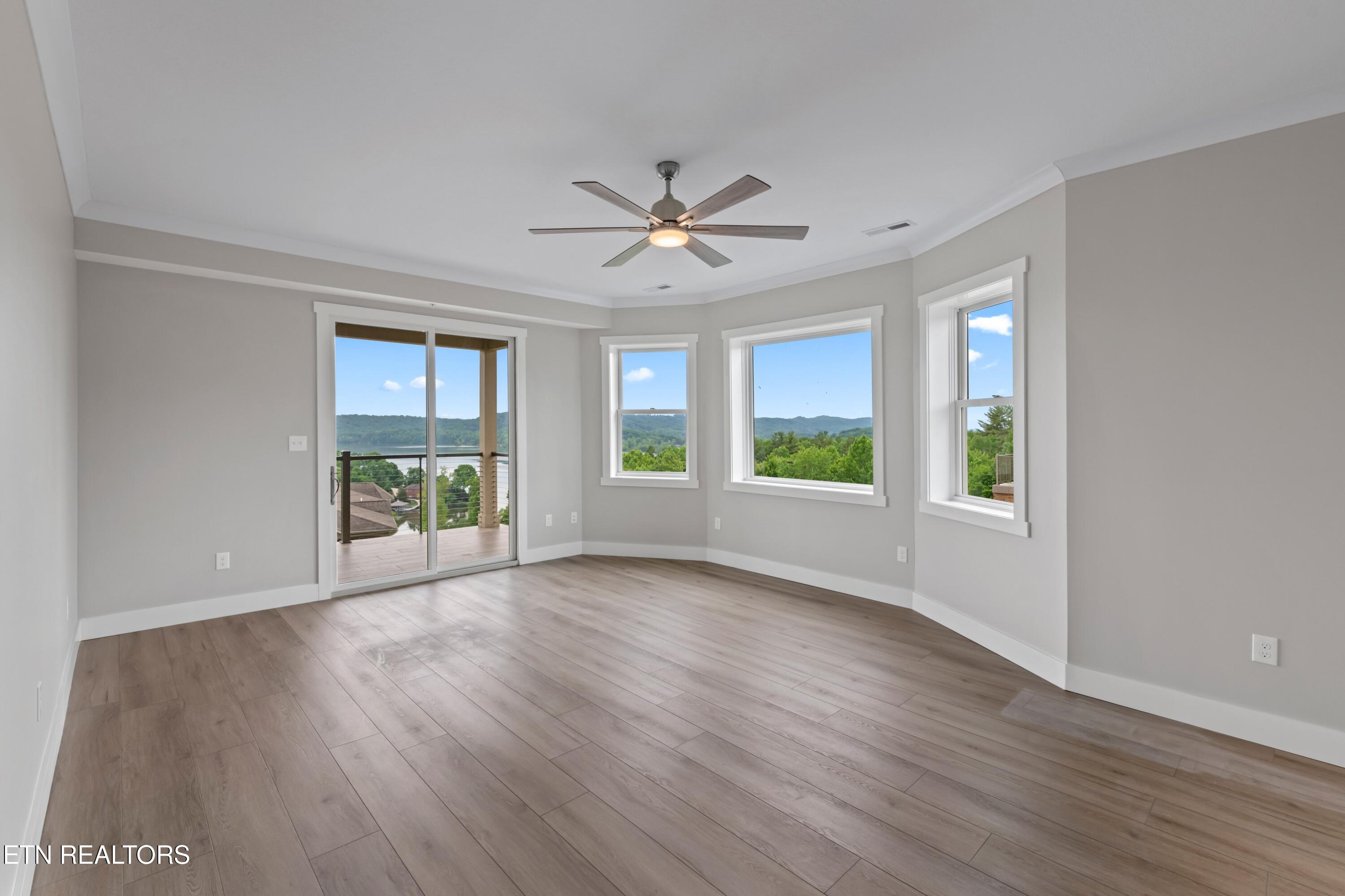 2432 Grand View Court Kingston TN 37763