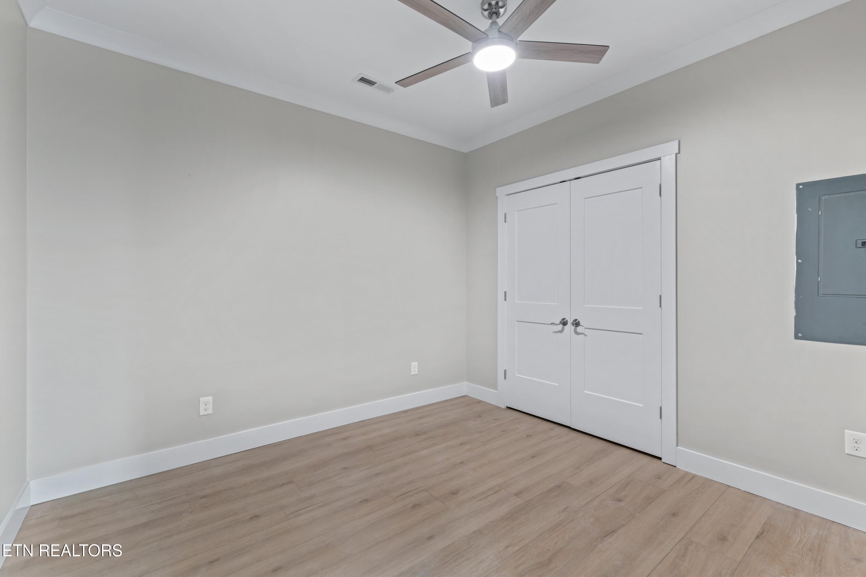 2432 Grand View Court Kingston TN 37763