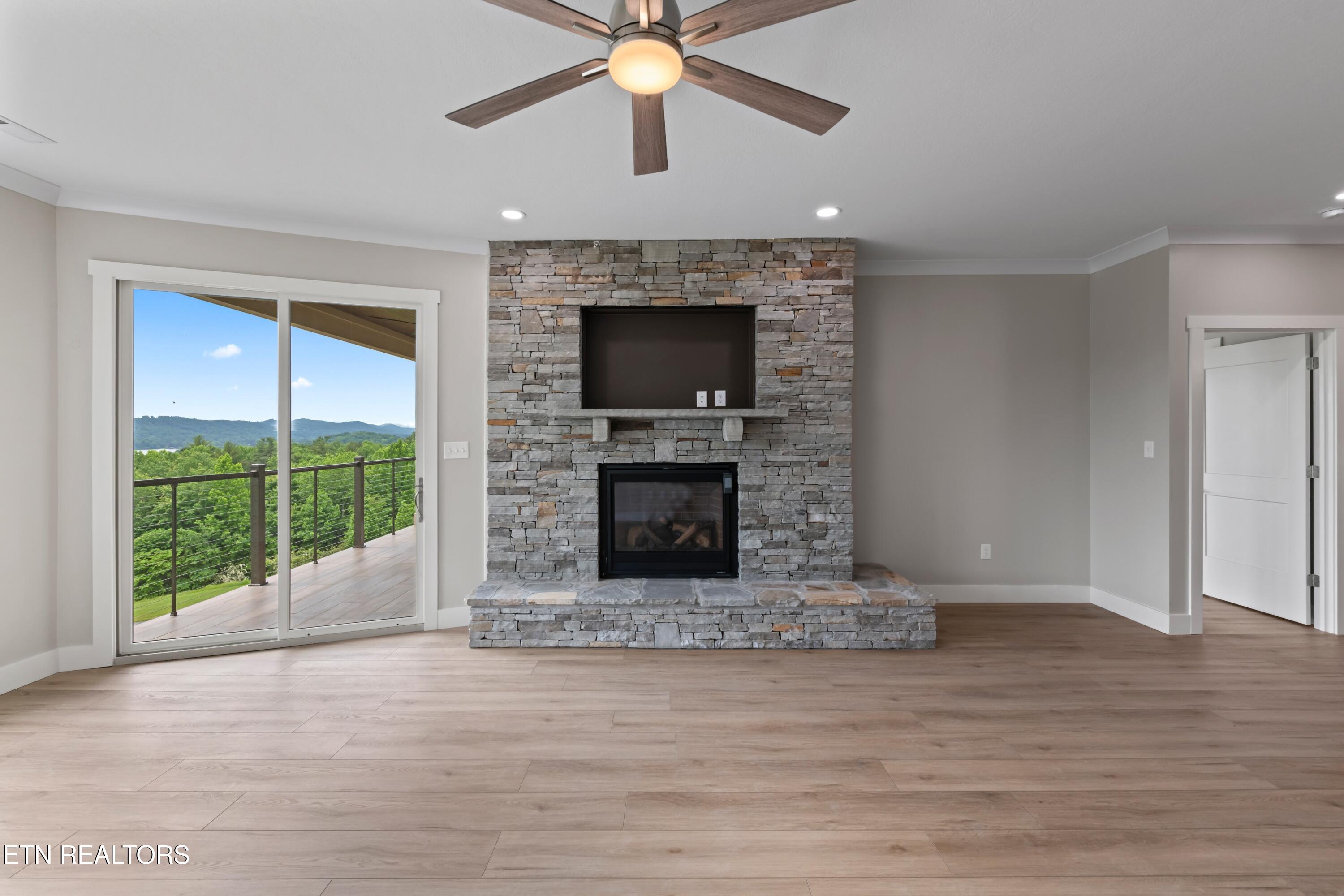 2432 Grand View Court Kingston TN 37763