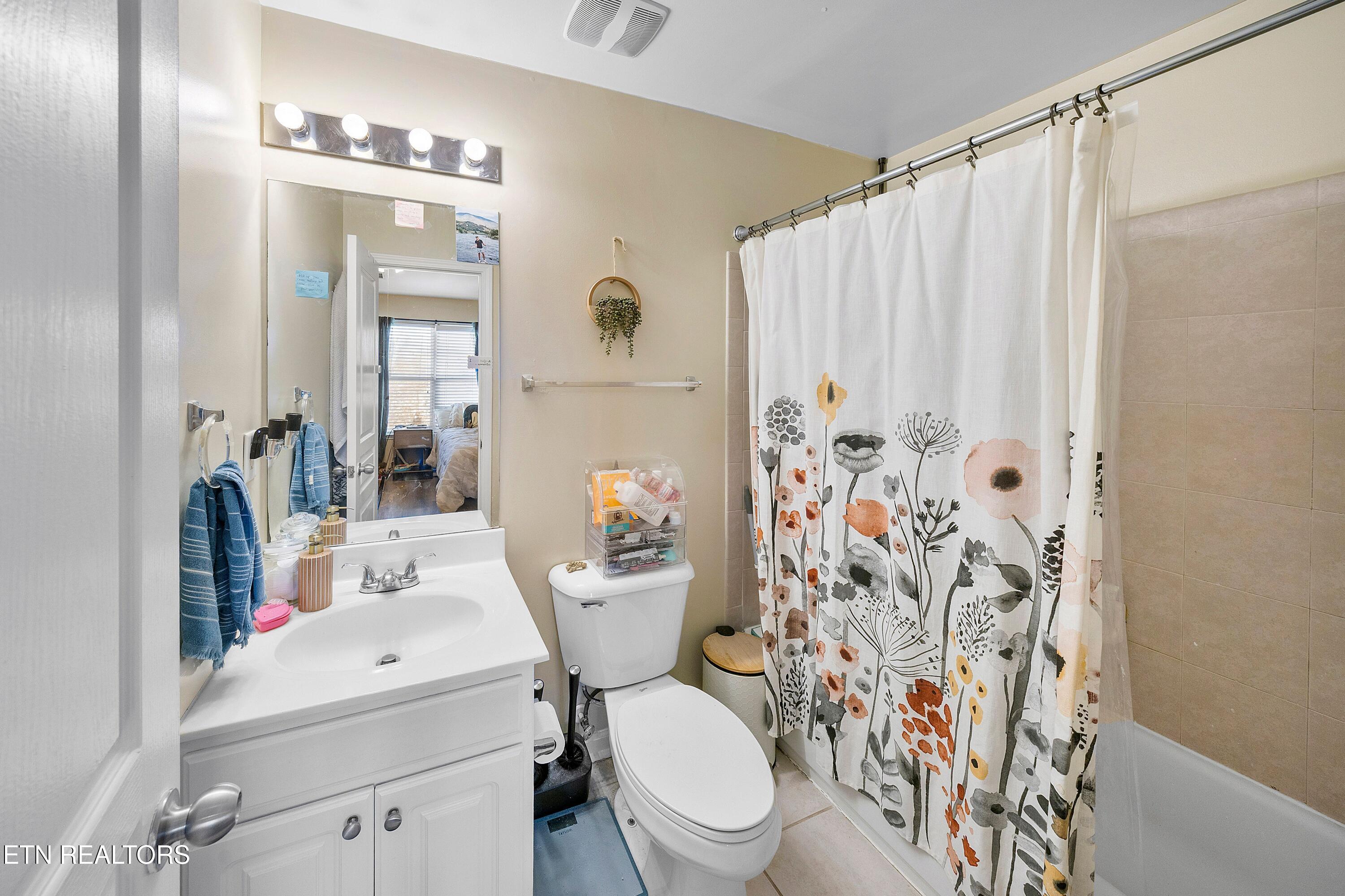3831 Cherokee Woods Way Knoxville TN 37920